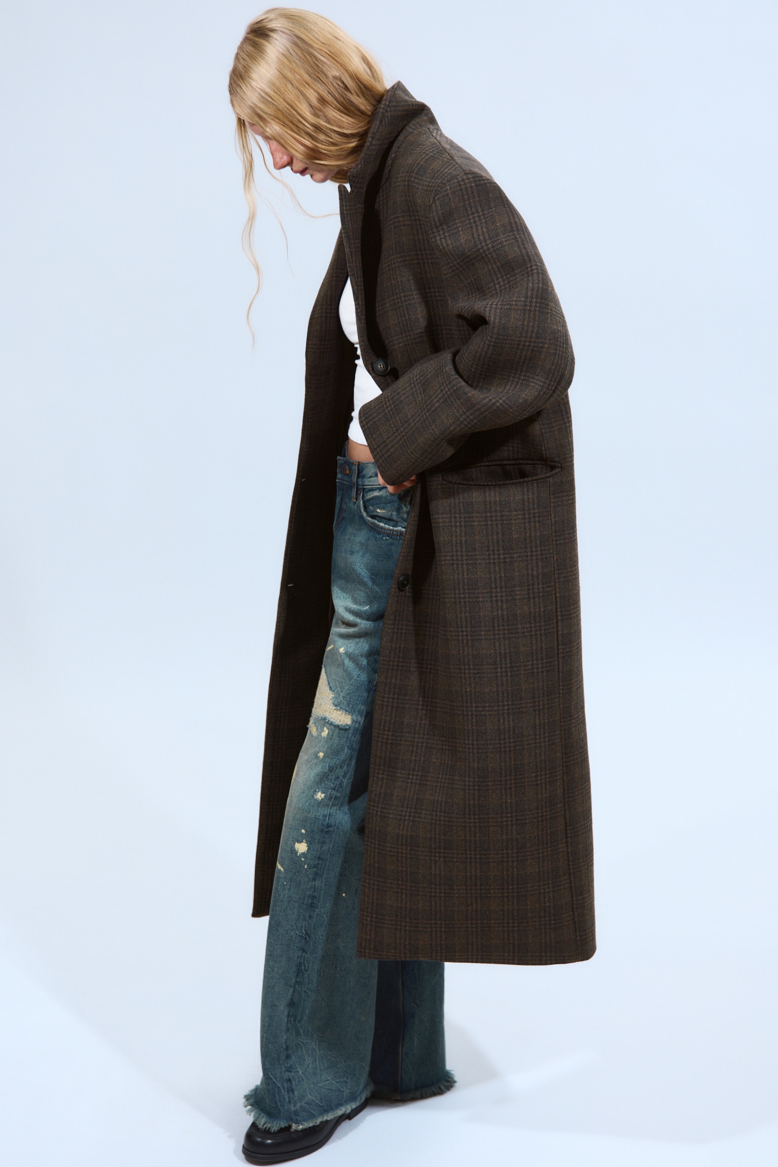 PŁASZCZ OVERSIZE Z WEŁNĄ - Kraciasty Ciemnobrązowy/Hairy Dark Beige/Black Jodełka - 4