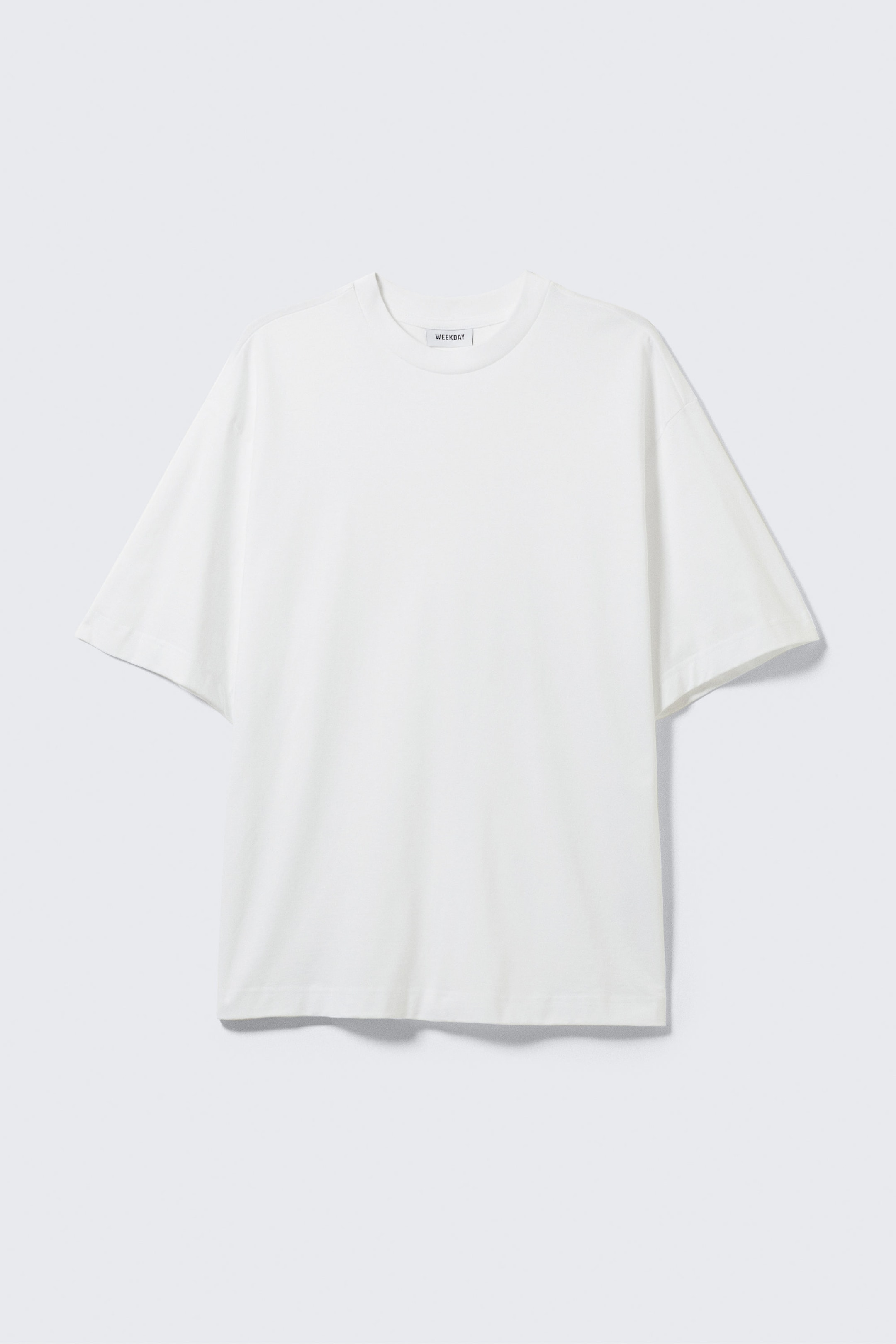 White - Oversized T-shirt - 3
