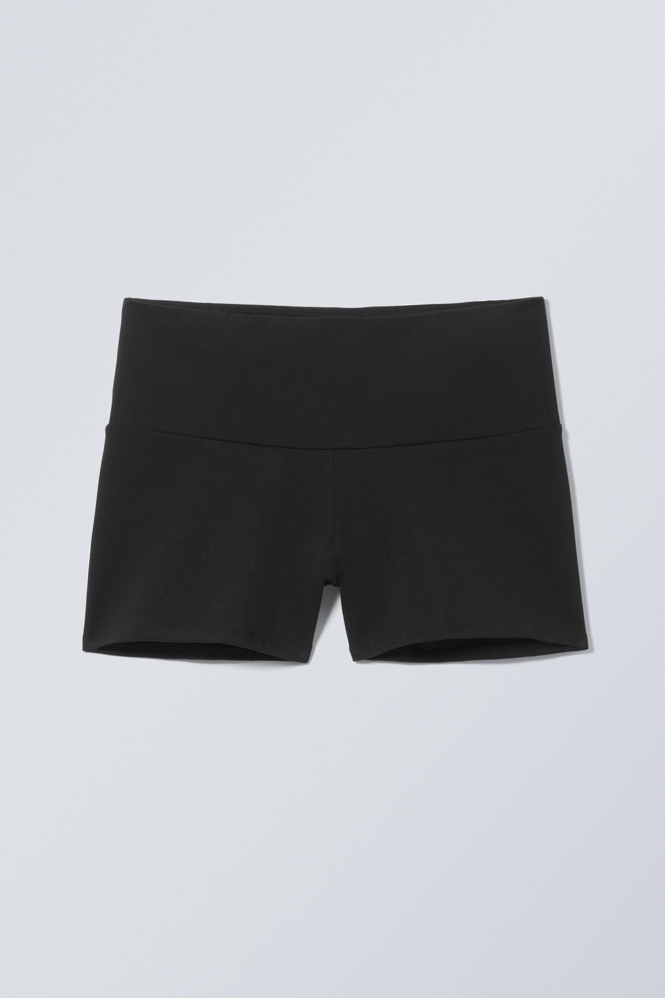Black - Low Hotpants - 3