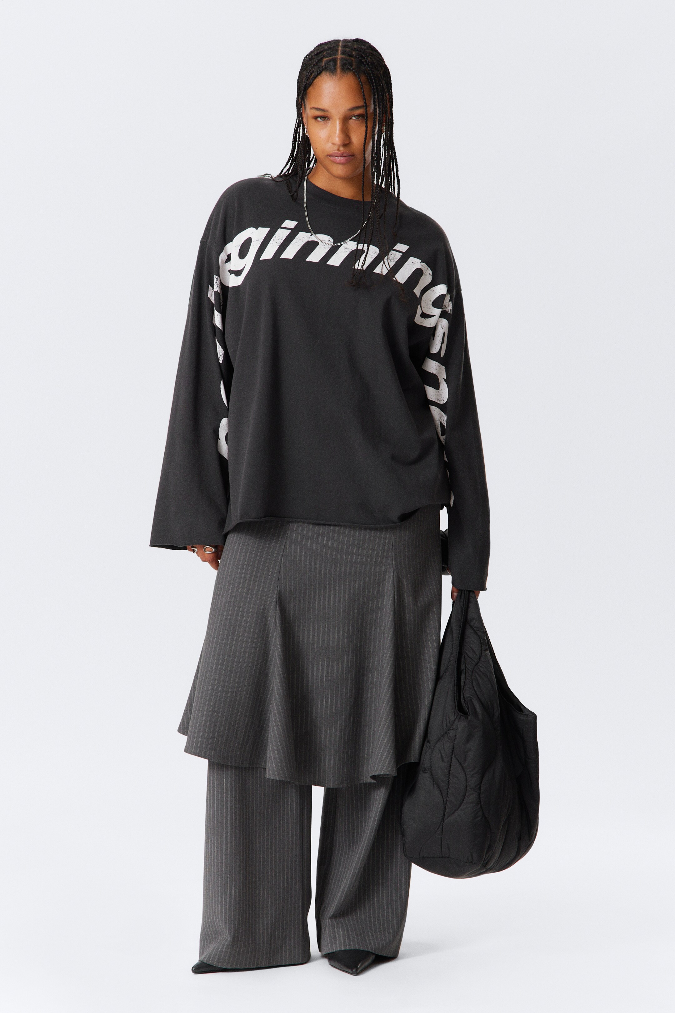 Προβολή μεγαλύτερης εικόνας: Μακρυμάνικο Printed Oversized Βαμβακερό Τοπ - Σκούρο Γκρι - Νέα Αρχή - Ladies | H&M GR 3