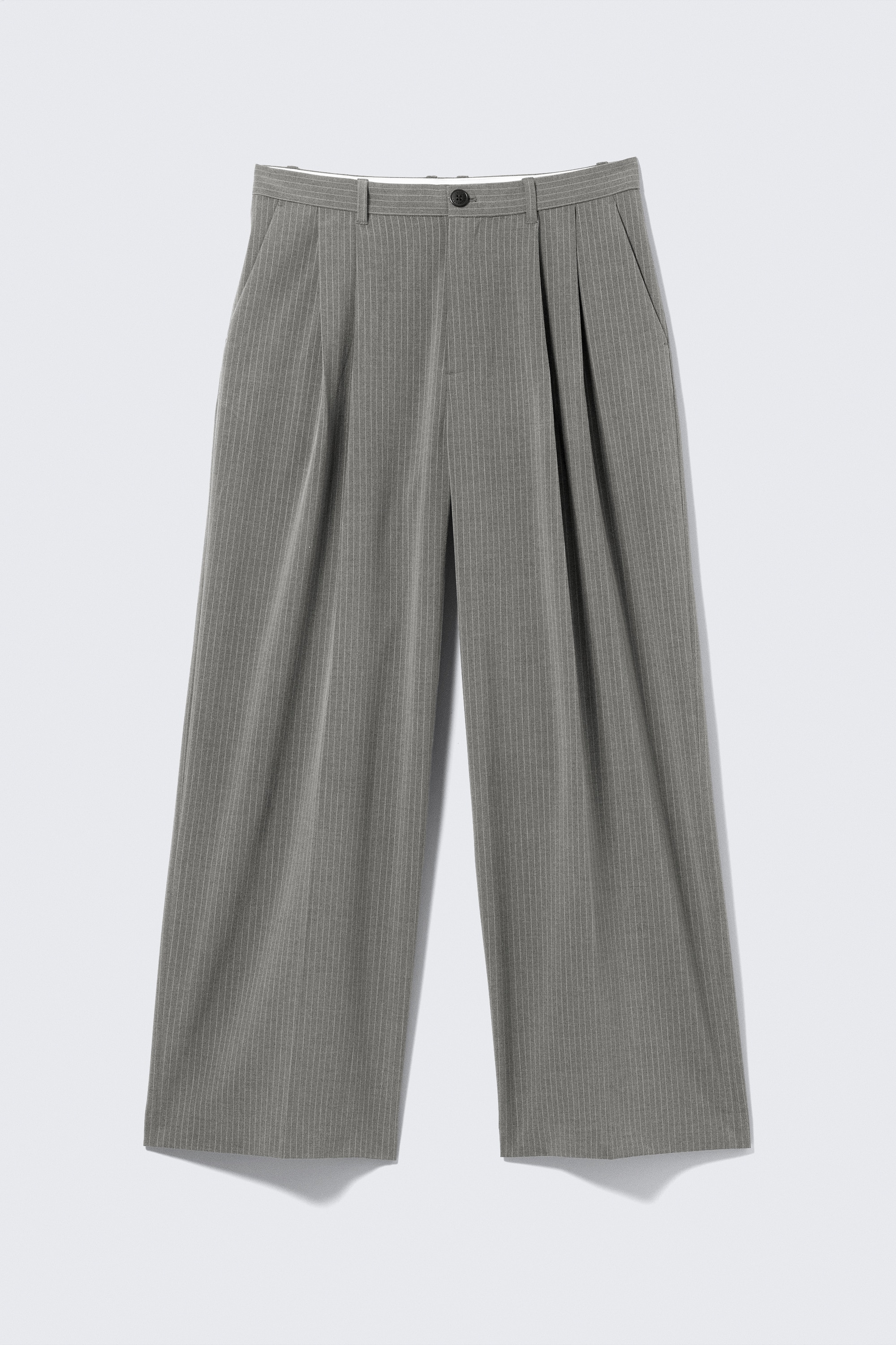 Nate Loose Fit Pleated Suit Trousers - Pinstriped Light Grey/Brown Pinstripe/Black