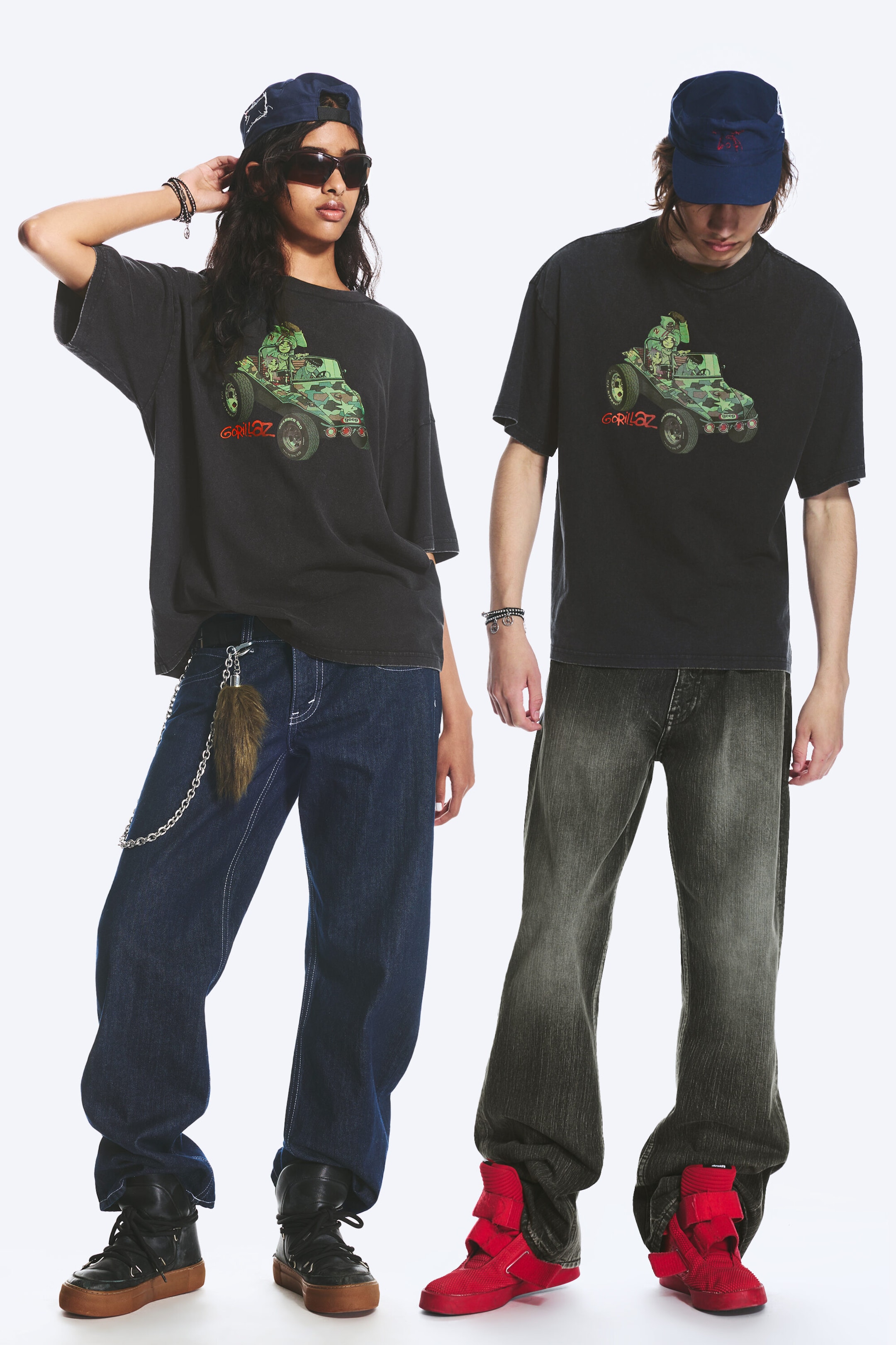 Washed Black - Gorillaz T-shirt i avslappnad boxig passform - 1