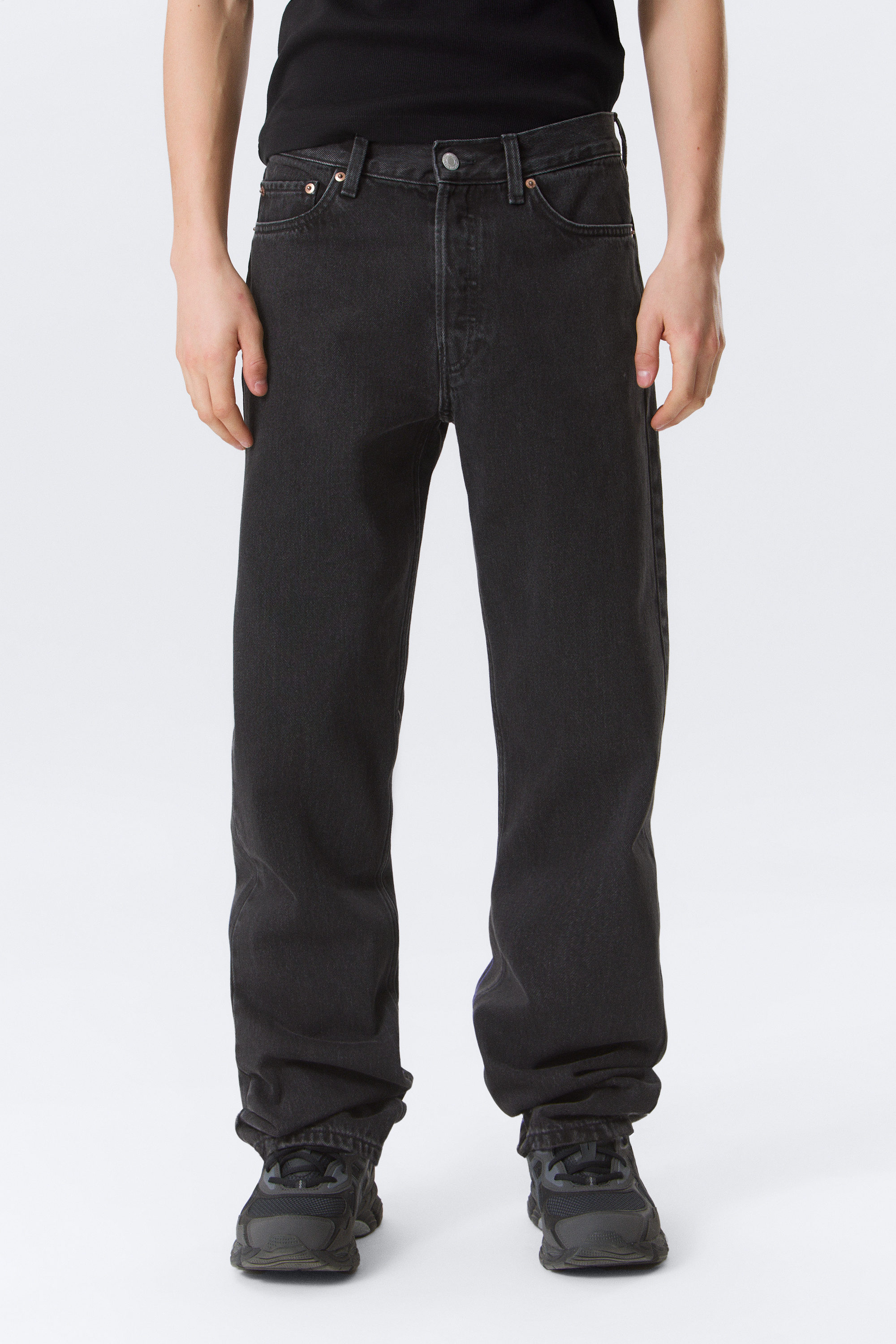 Tuned Black - Black - Klean Mid Rise Regular Straight Leg Jeans - 3