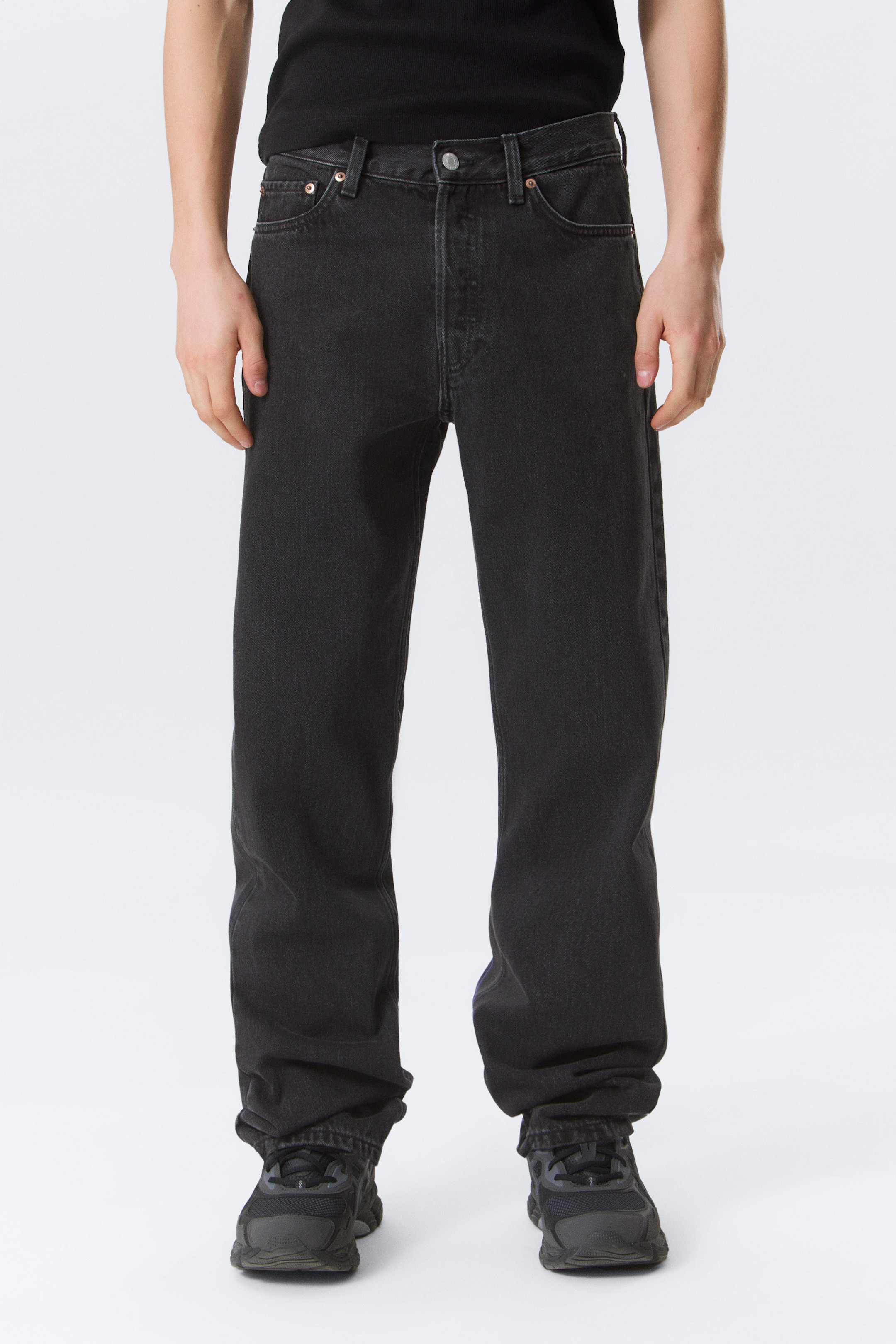 Tuned Black - Black - Klean Mid Rise Regular Straight Leg Jeans - 2