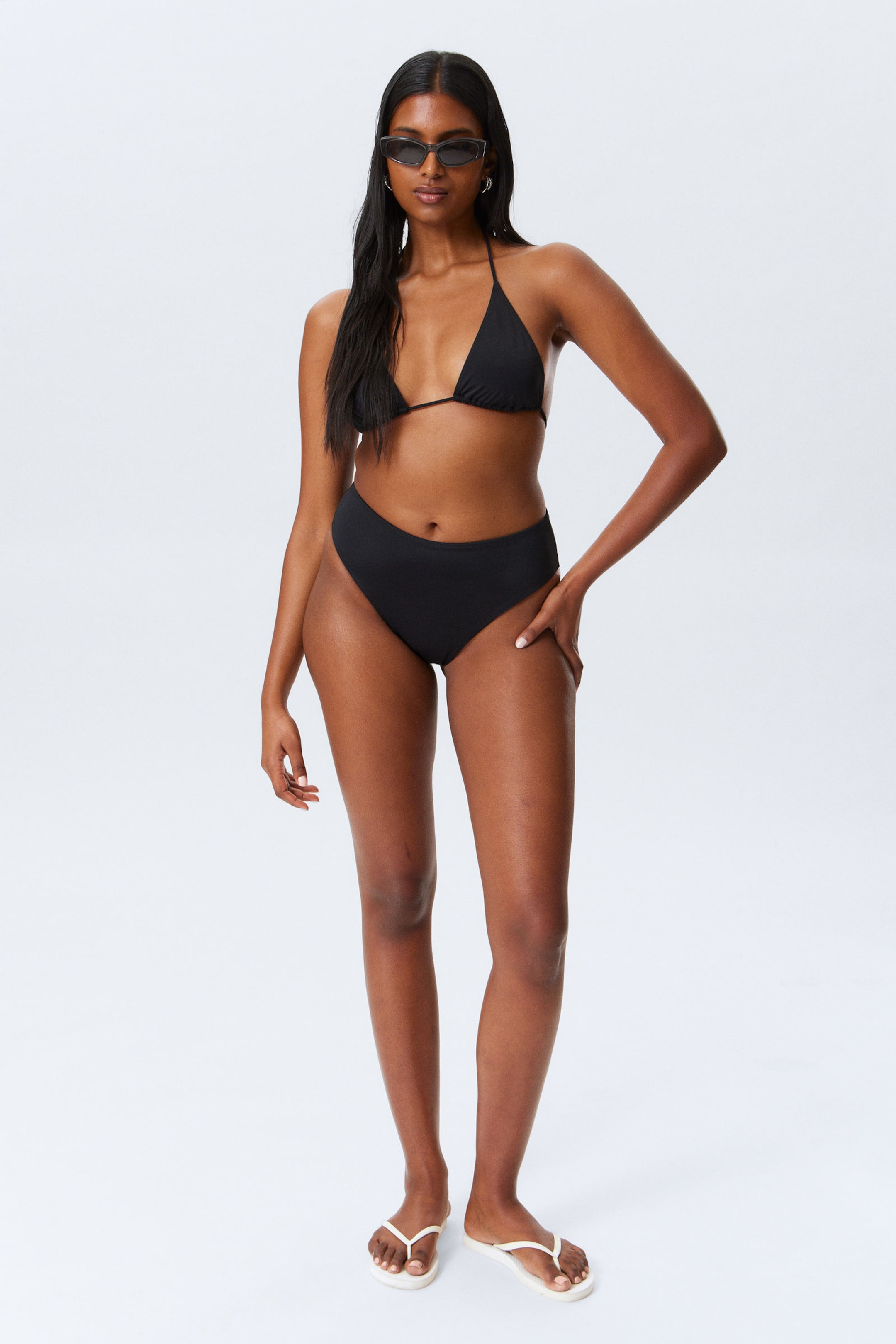 Svart - Brazilian-cut bikinitrosor med hög midja - 2