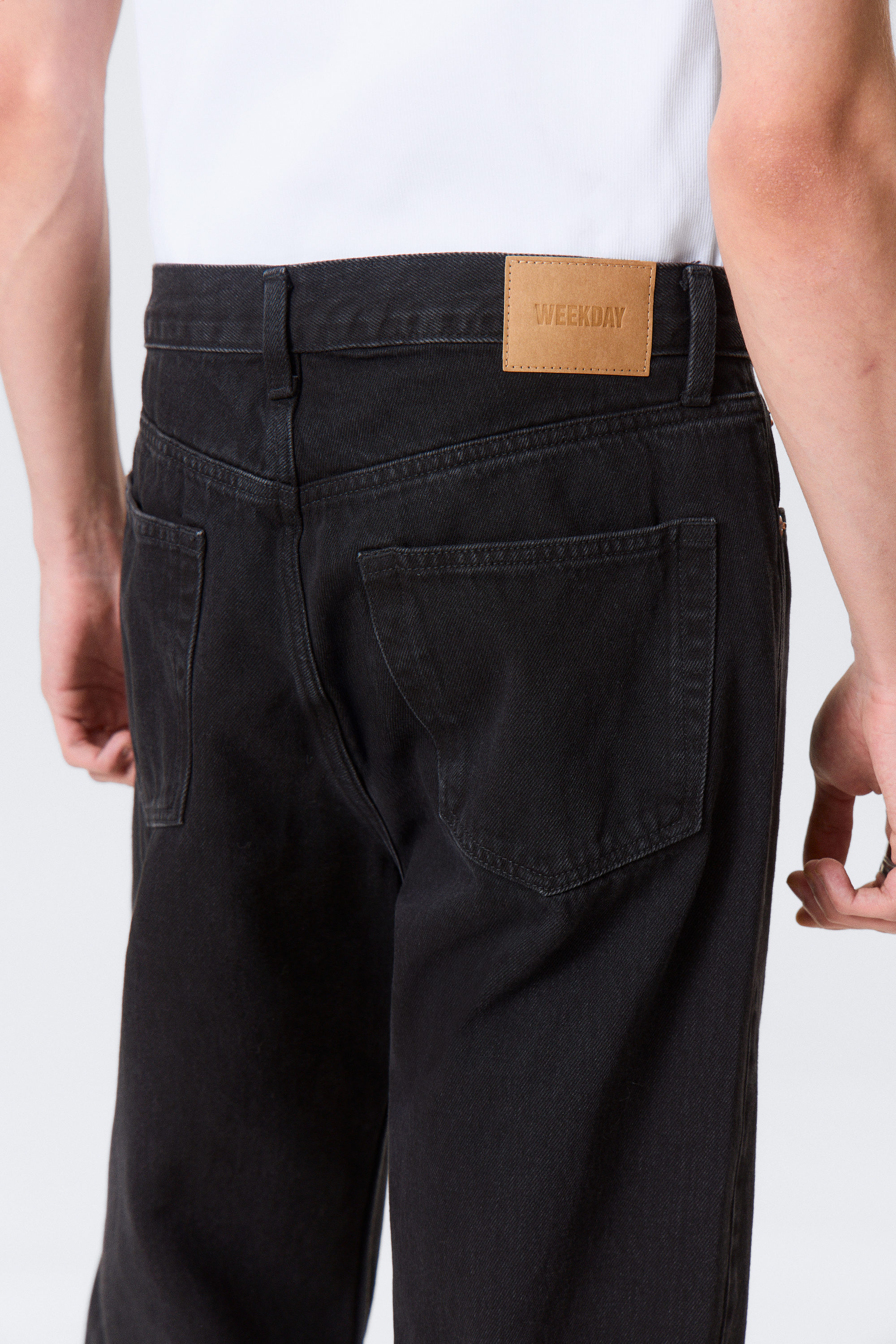 Tuned Black - Black - Ray Relaxed Tapered Leg Jeans - 5