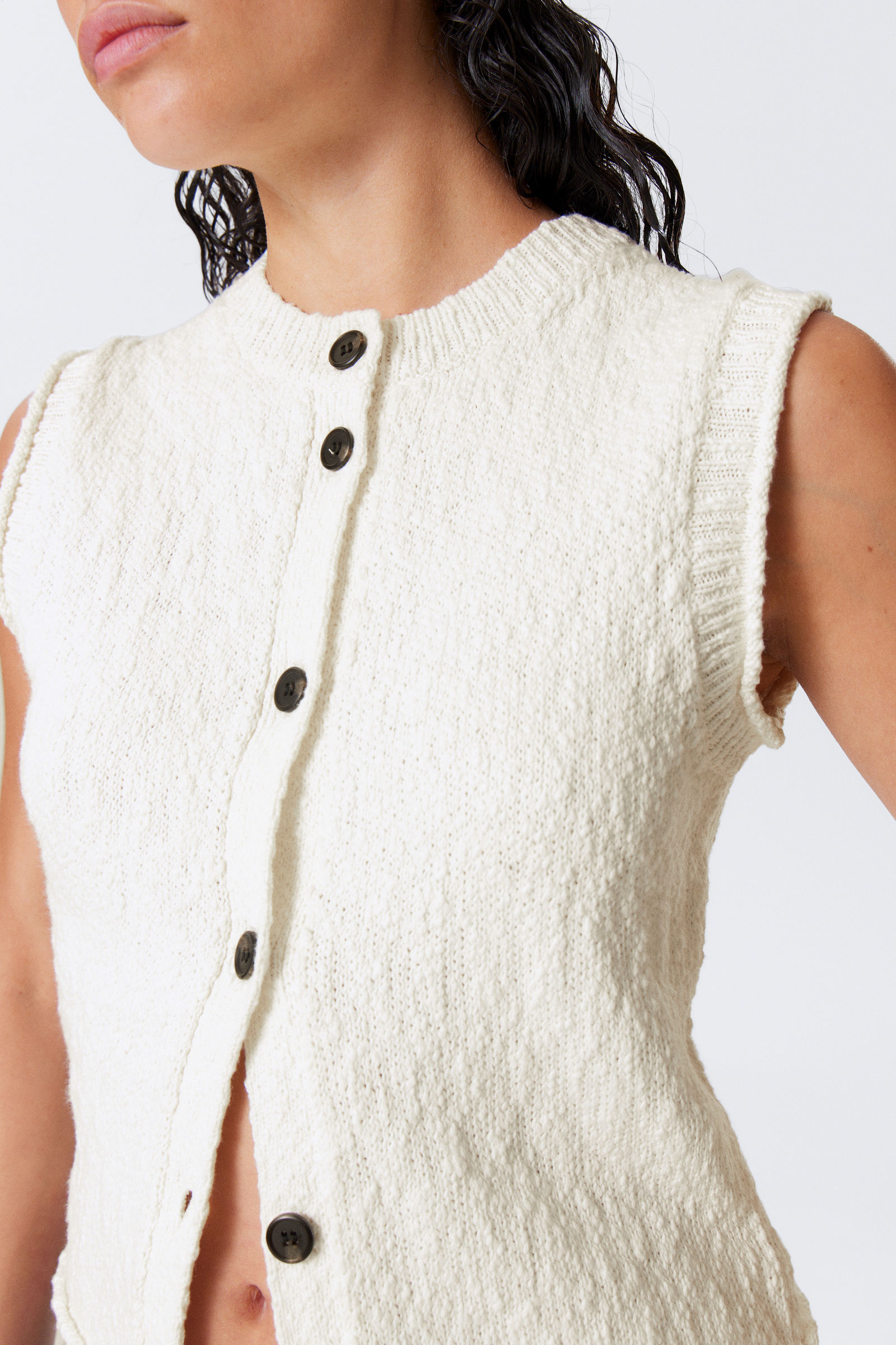MOON TREE PLANET - Short Knit Vest black Sweater Vests