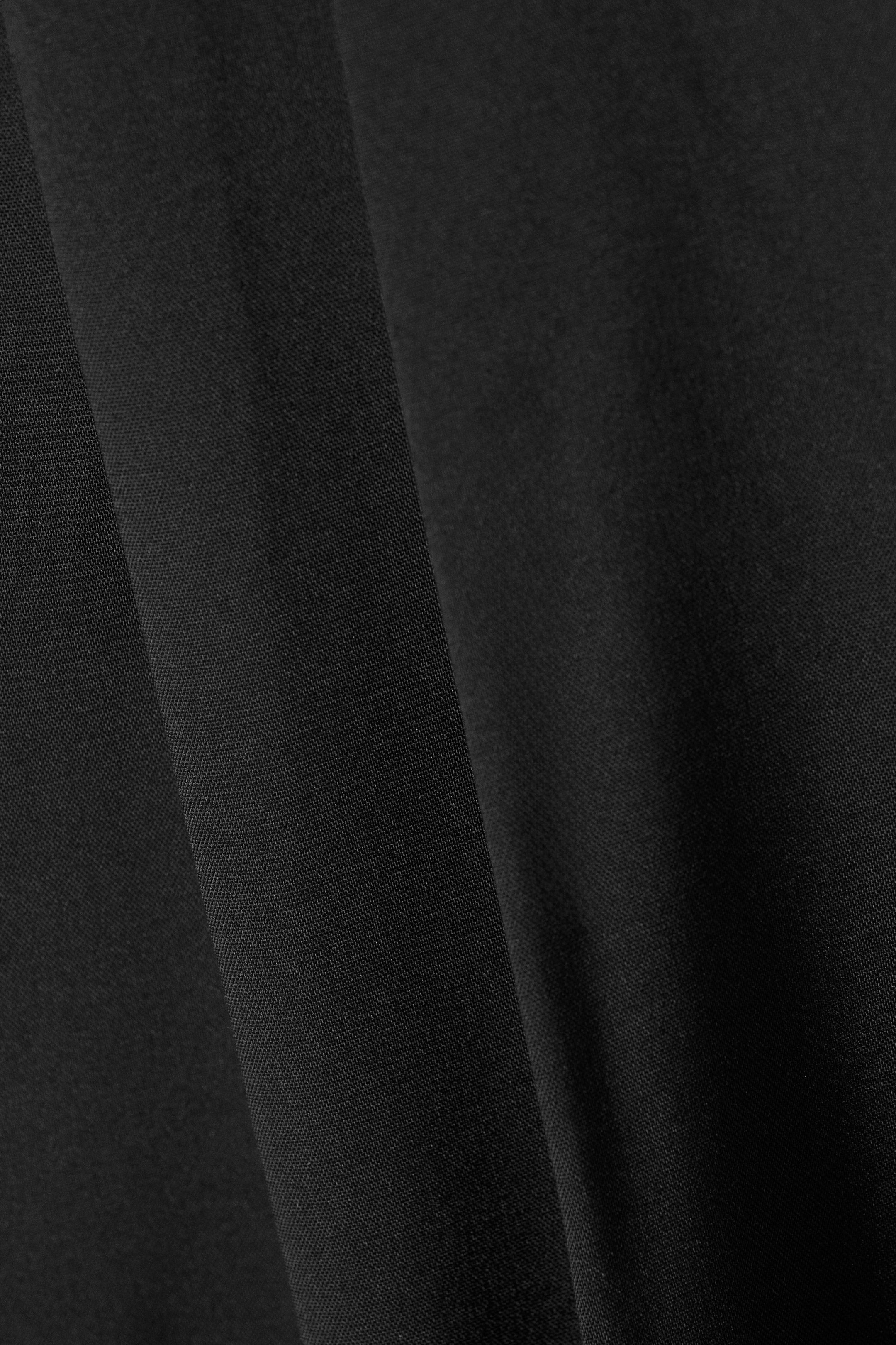 Black - Loose Fit Pleated Suit Shorts - 1