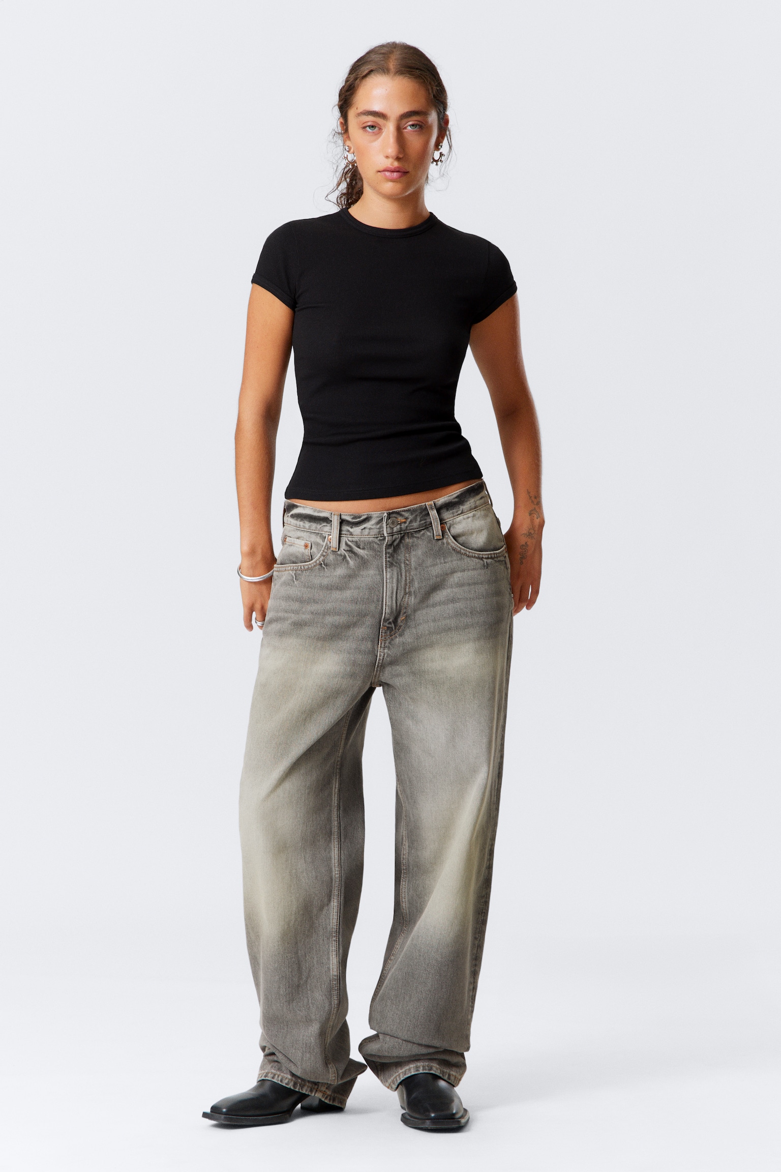 Galaxy Loose Straight Leg Jeans - Canyon Grey - Medium Grey/Mélykék - Sötétkék/Second Blue - kék/Tuned Black - Black/2000 Kék - Középkék/Port Blue - Világoskék/Brick Blue - Light Blue/90s Blue - Középkék/Blue Fade - Medium Blue/Steel Blue - Medium Blue/Gasoline Blue - Medium Blue/Ice Blue - Light Blue/Monolith Grey - Light Grey/Aeon Blue - Light Blue/Blue Era - Medium Blue/Moss Blue