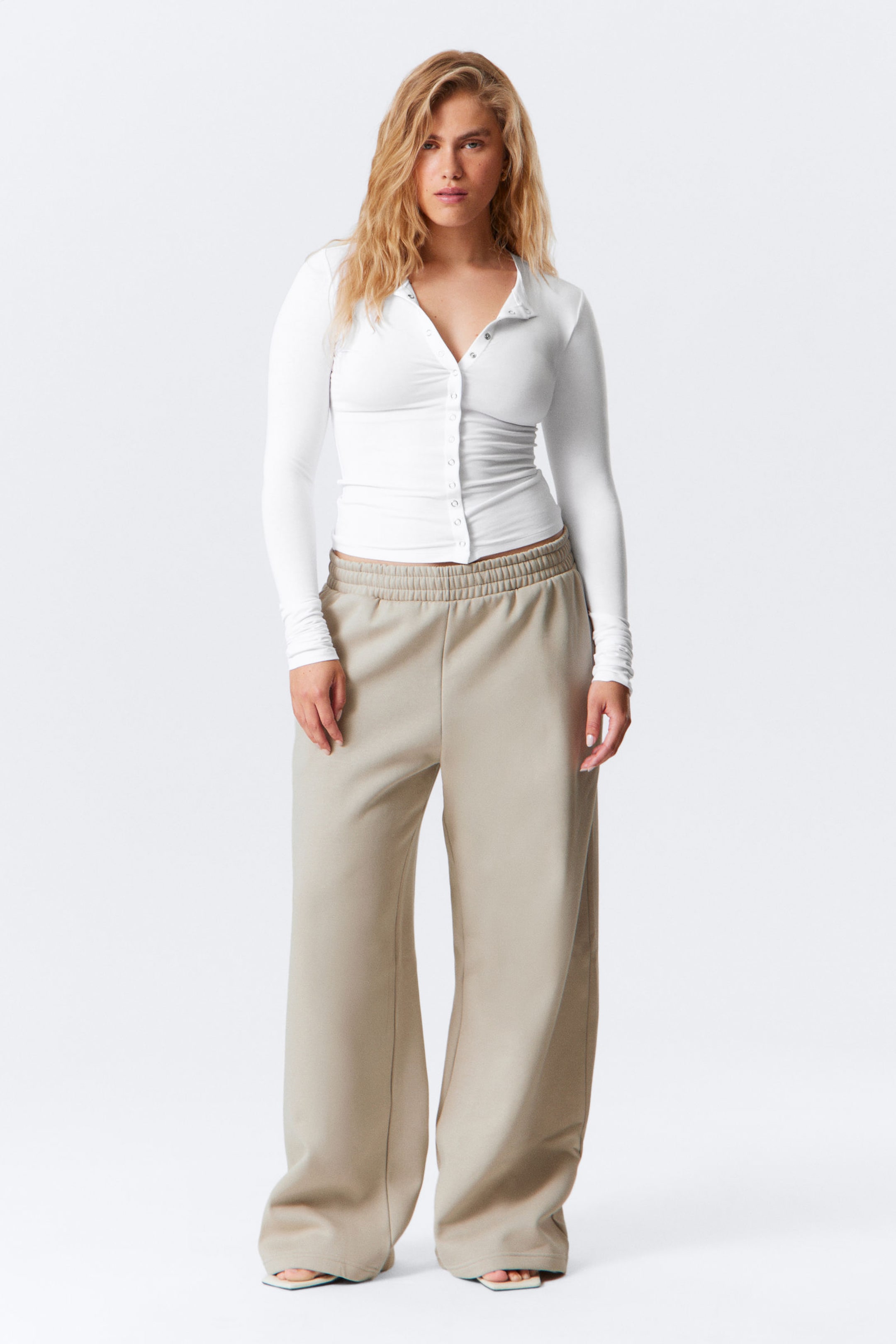 Helles Beige - Lange, schwere Sweatpants in lockerer Passform - 1