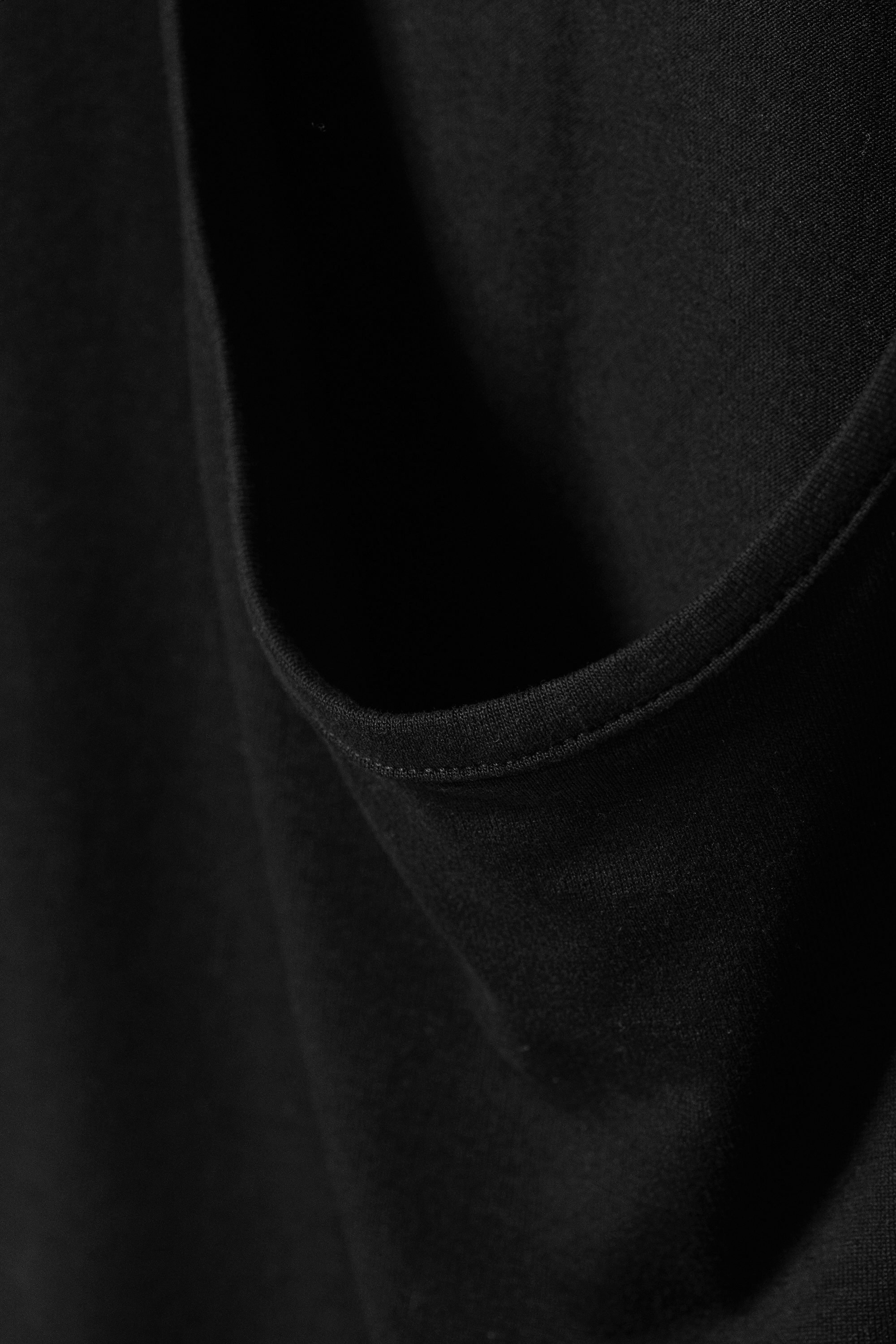 Black - Long-Sleeved Open Back Top - 5