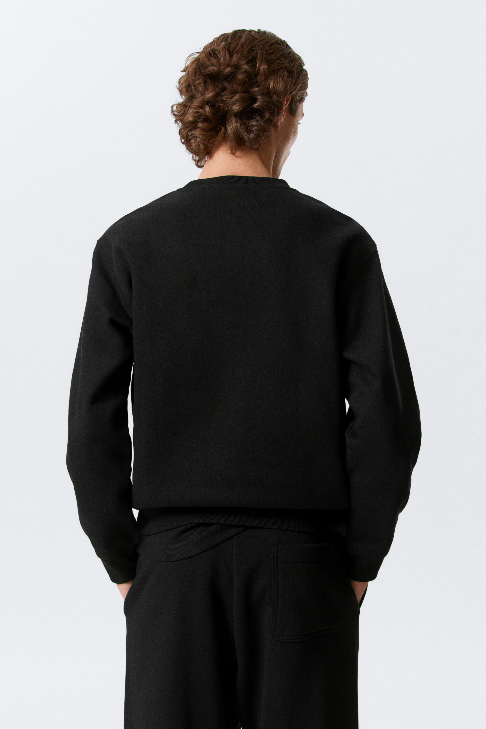 Black - Classic Sweatshirt - 5
