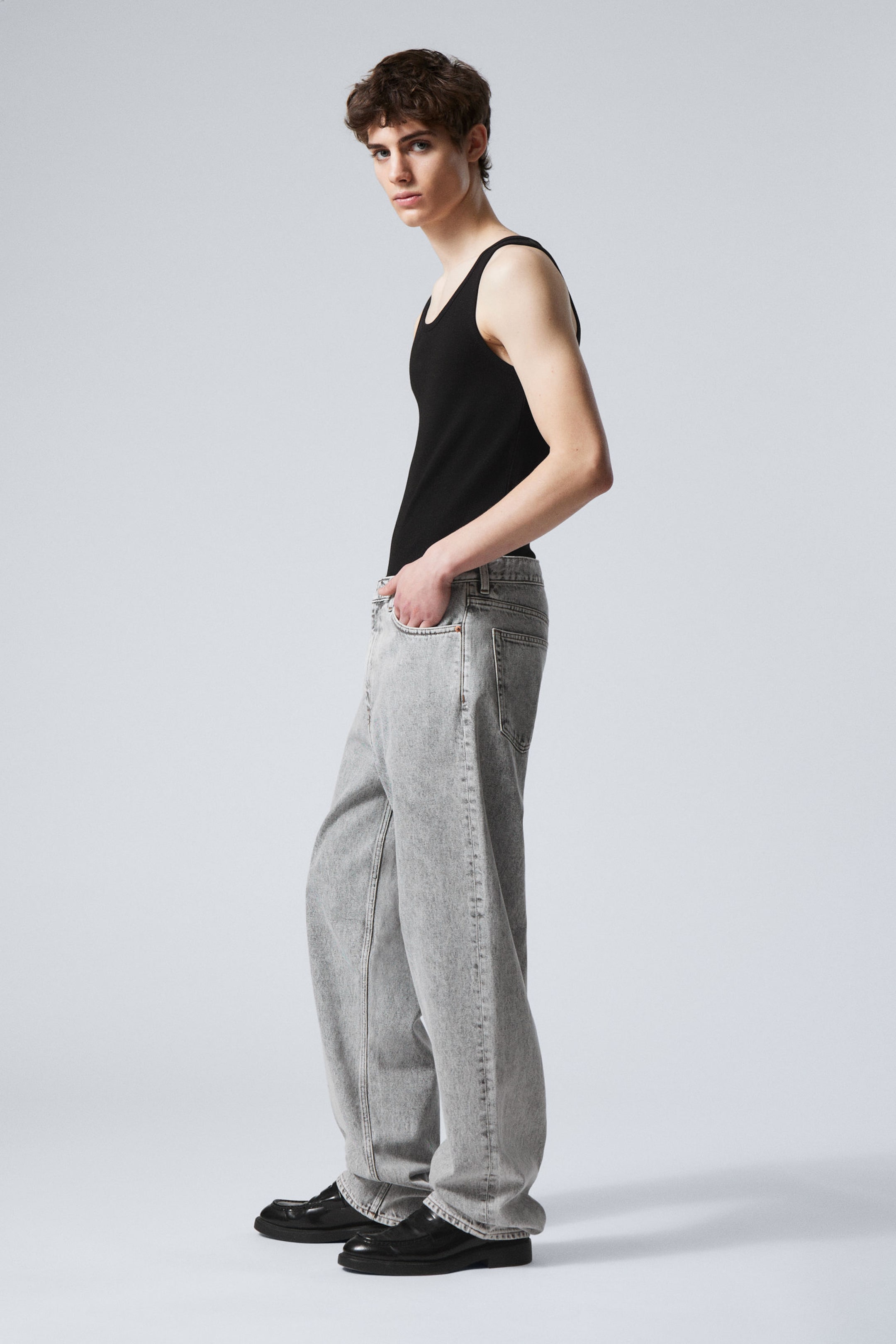 Monolith Grey - Light Grey - Galaxy Loose Straight Leg Jeans - 6
