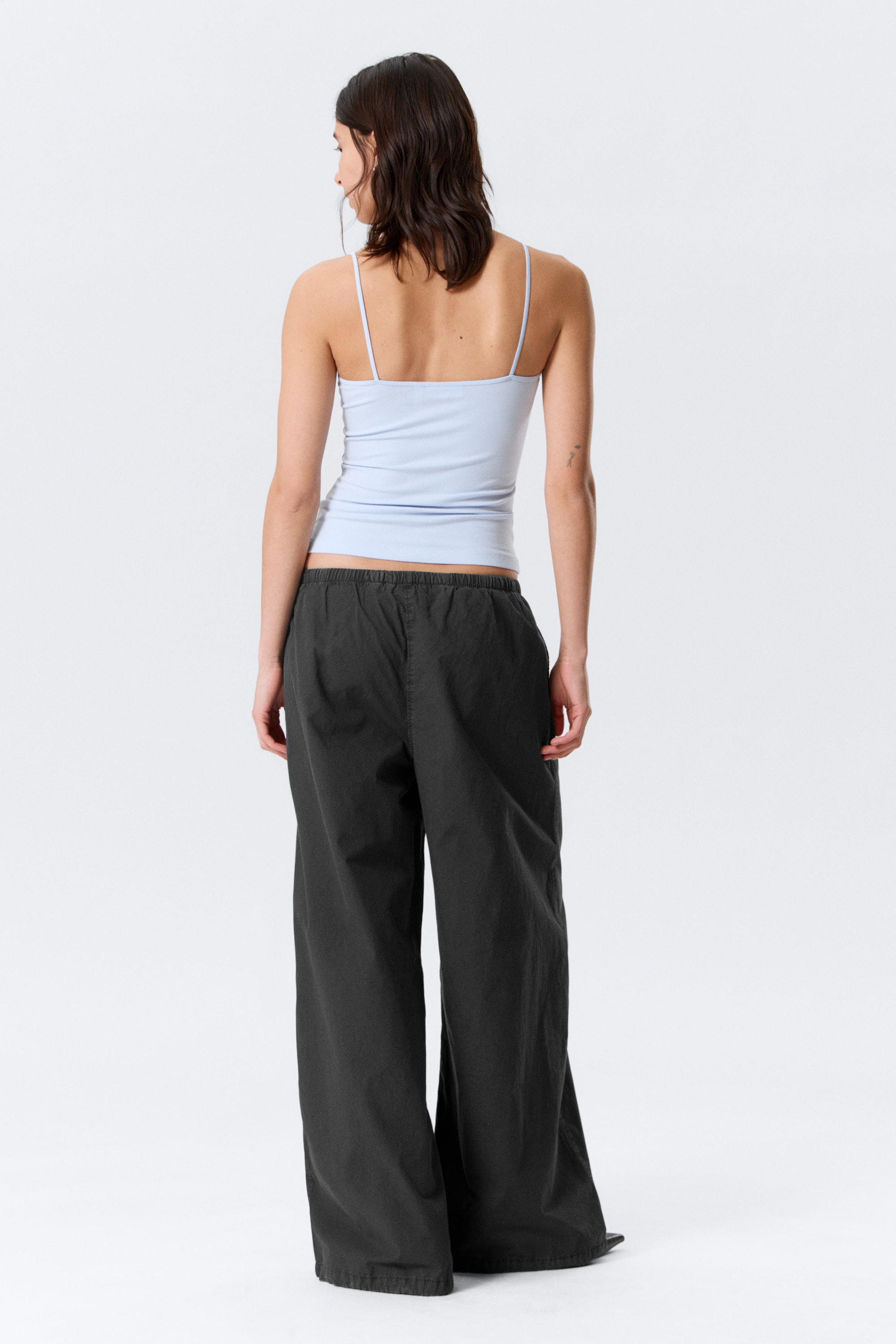 Light Blue - Fitted Strappy Scoop Neck Singlet - 2