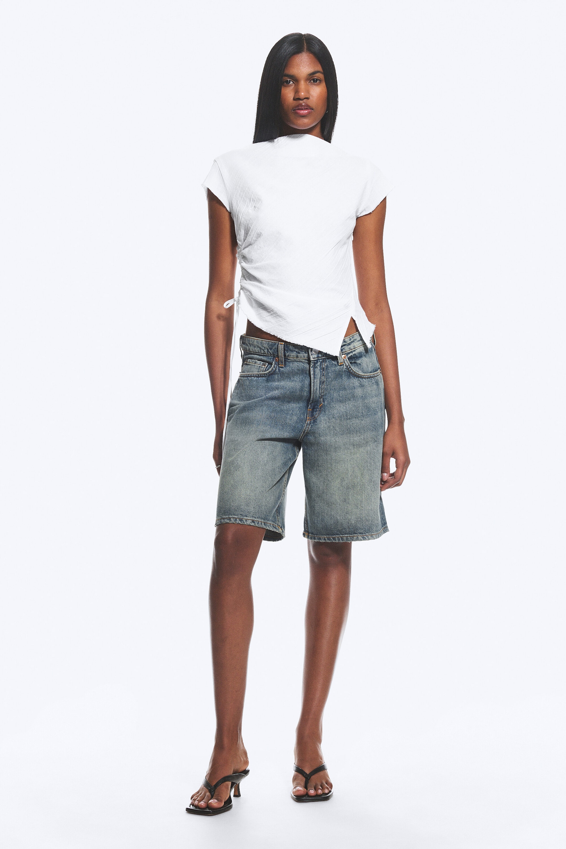 Weiß - Kurzarmtop mit Raffung - 2