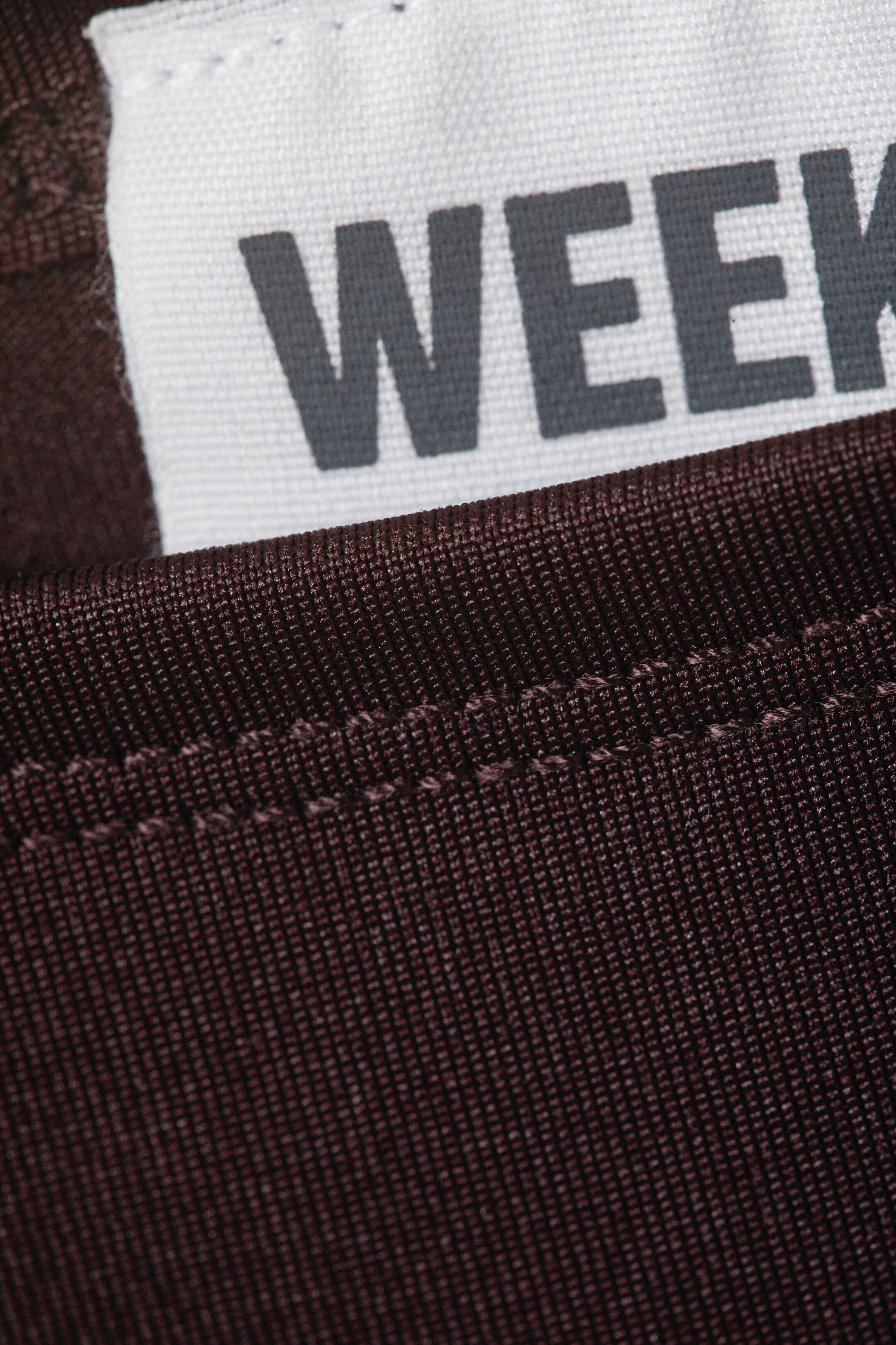 Zobrazit větší obrázek: Annie Sleeveless Boat-Neck Top - Dark Plum - ŽENY | H&M CZ 2