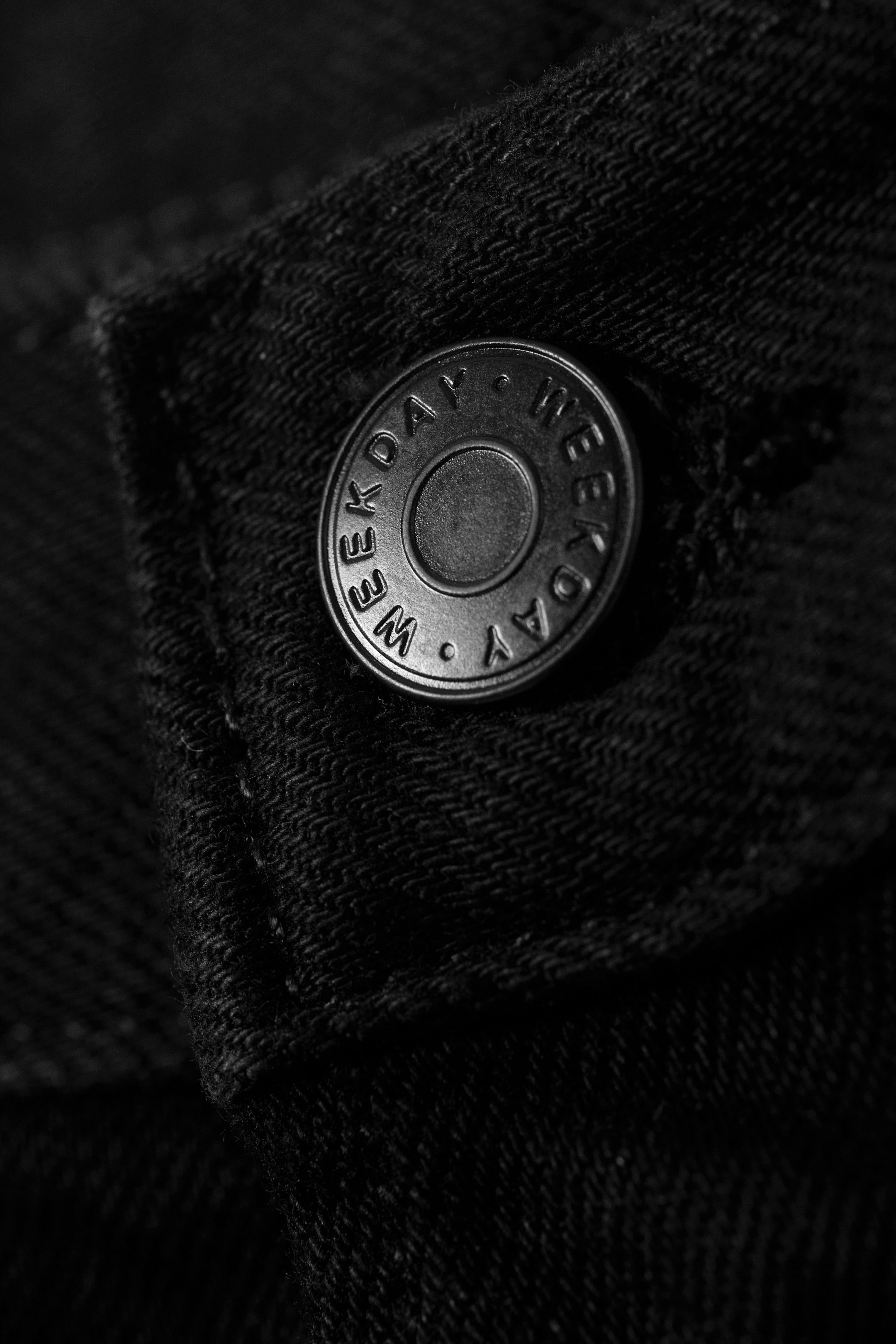 Black Rinse - Black - Astro Mid Rise Loose Baggy Leg Unisex Jeans - 8