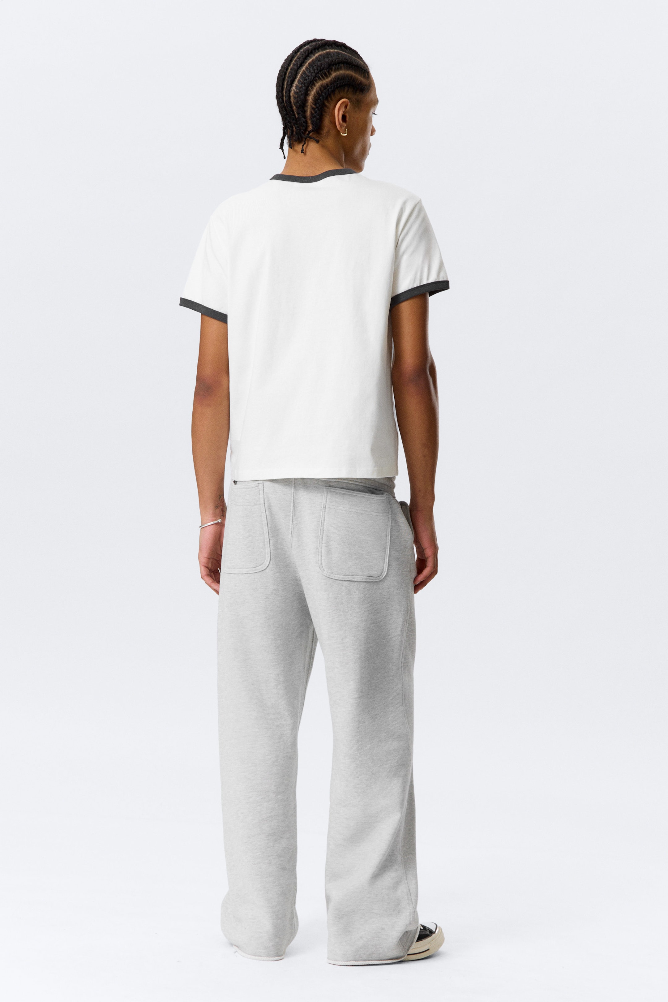 White - Black Binding - Short-Sleeved Contrast Trim Cotton T-shirt - 3