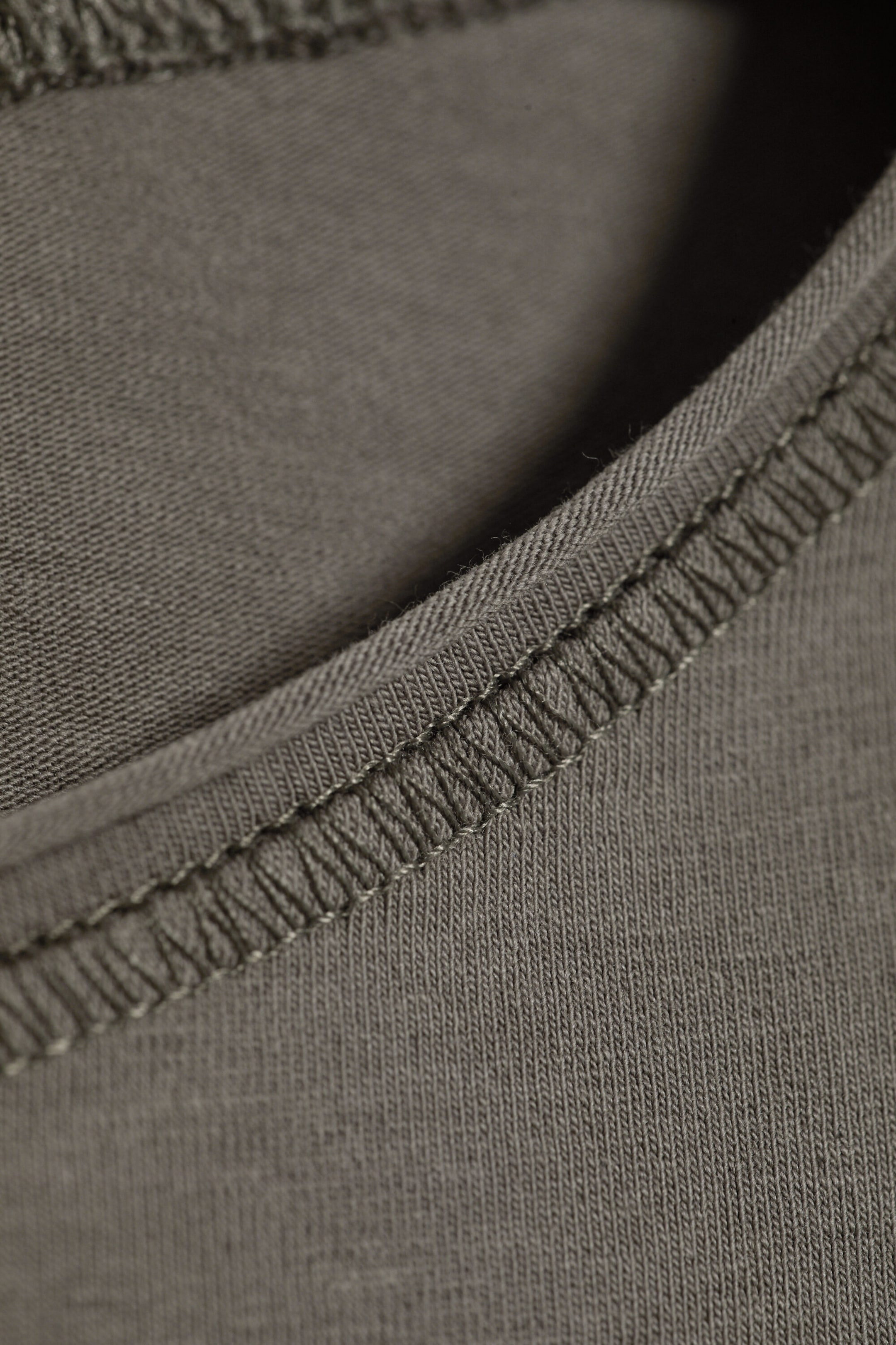 Dusty Grey - Fitted Three-Quarter Sleeve Top - 2