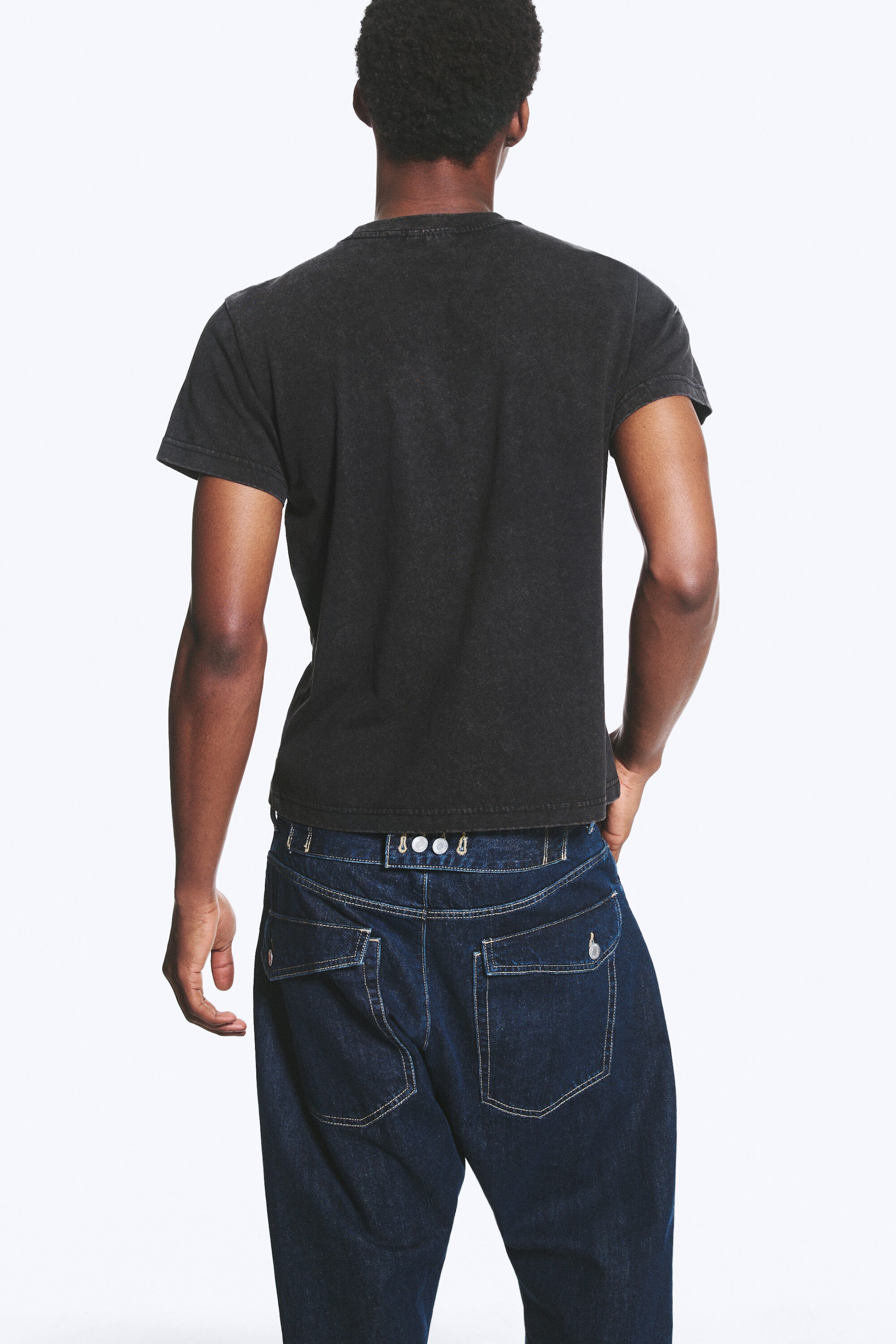 Worn Black - Shrunken Short-Sleeved Cotton T-shirt - 3