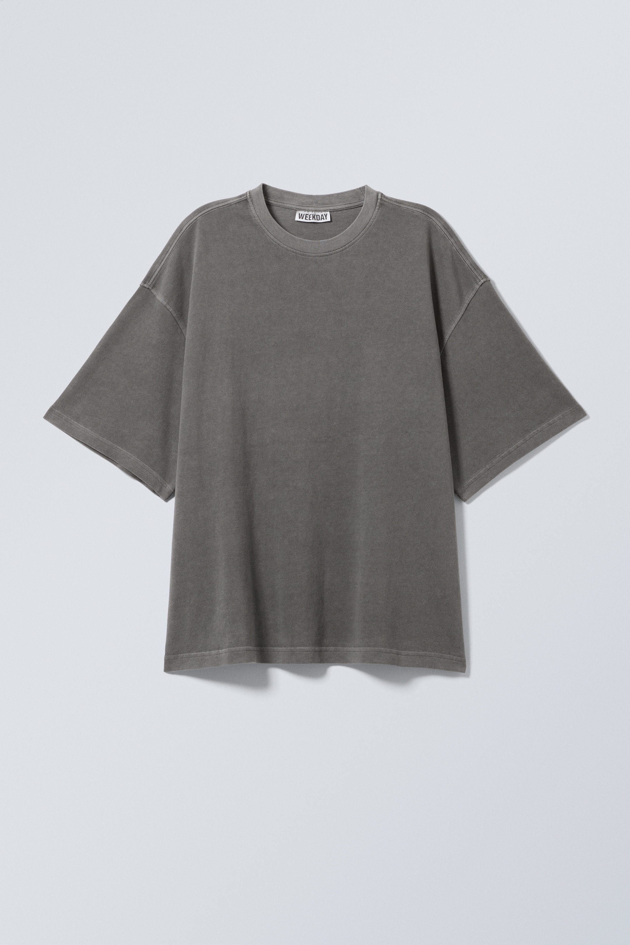 Verwaschenes Schwarz - Oversized T-Shirt aus schwerem Stoff - 1
