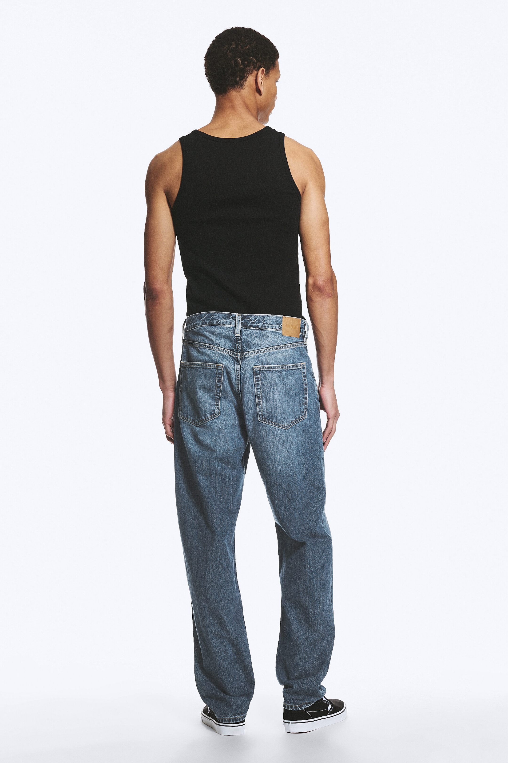 Radio Blue - Medium Blue - Ray Mid Rise Relaxed Tapered Leg Jeans - 4