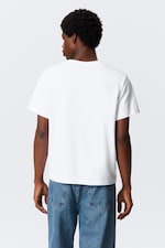 Weiß - Boxy T-Shirt mit lockerer Passform - 2