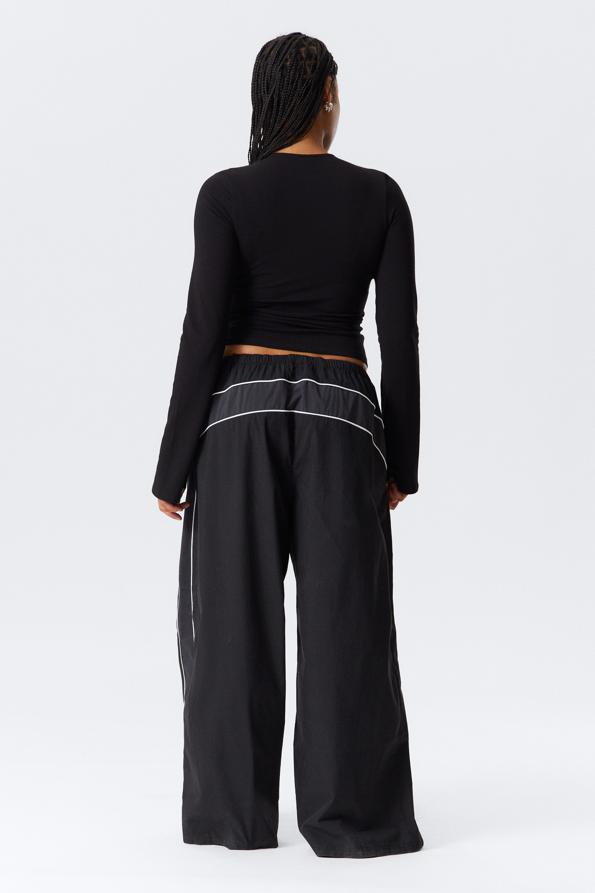 売れ筋商品|||ウィークデイ Tシャツ レディース トップス SLIM FITTED LONG SLEEVE - Long sleeved top - black slim fitted long sleeve - Black | Weekday WW