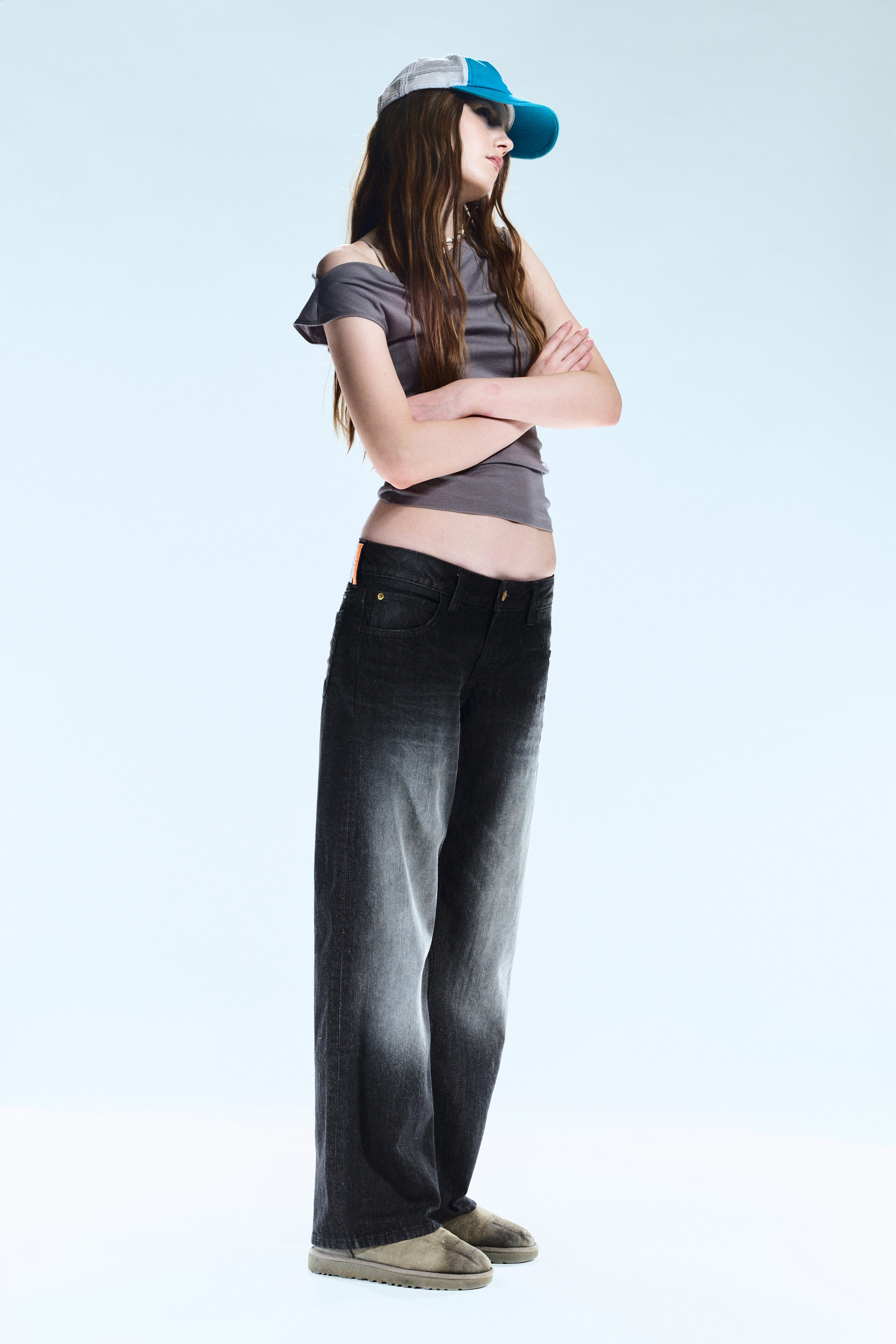 Undone Black - Black - Messy Low Rise Regular Straight Jeans - 2