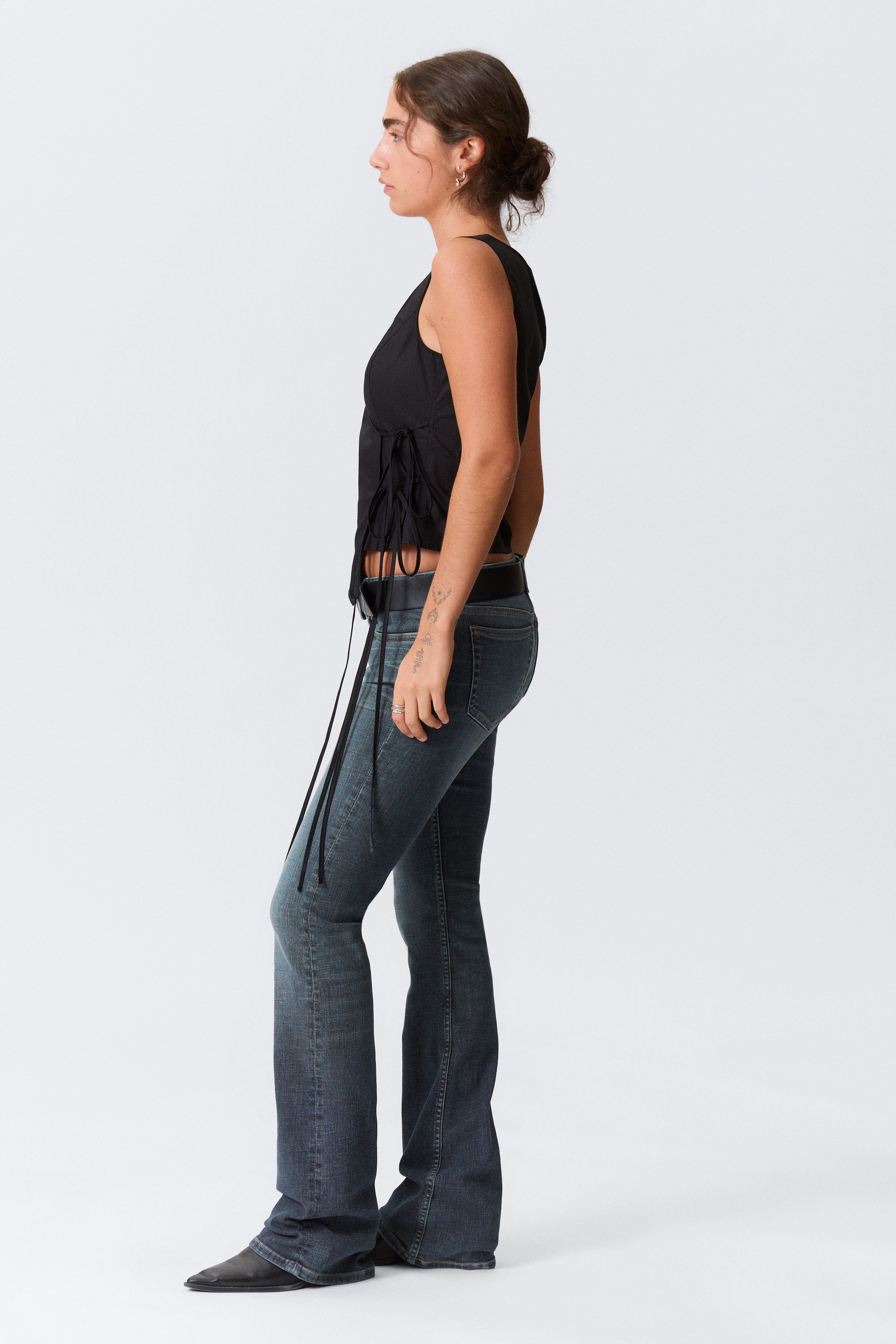 Blue Hymn - Mellanblå - Hour Low Waist Skinny Bootcut Leg Jeans - 2