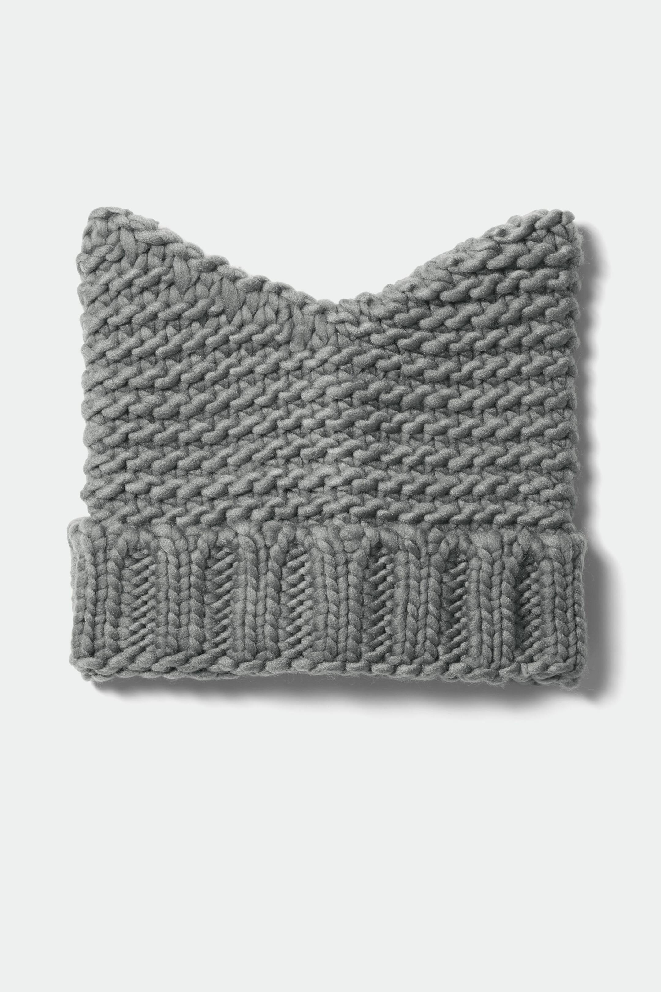 View larger image: Cat Beanie - Grey - Ladies | H&M GB 1