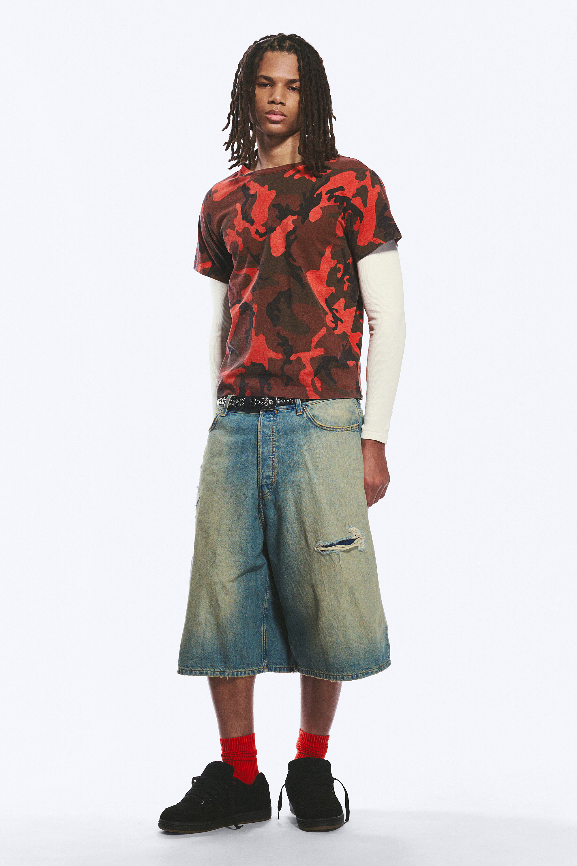 トップス PANELLED MULTI LAYERD T-SHIRT double layered panelled t-shirt - Black & White | Weekday GB