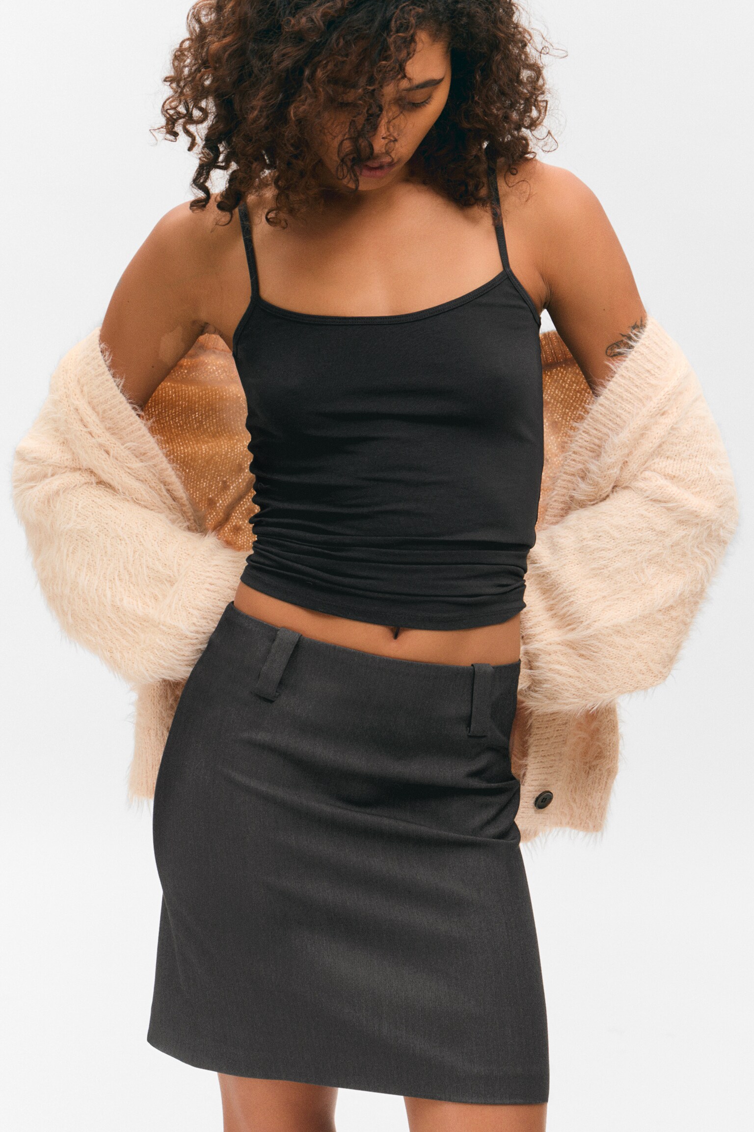 Lavtaljet slim fit midi-nederdel i habitstof - Meleret mørkegrå - 3