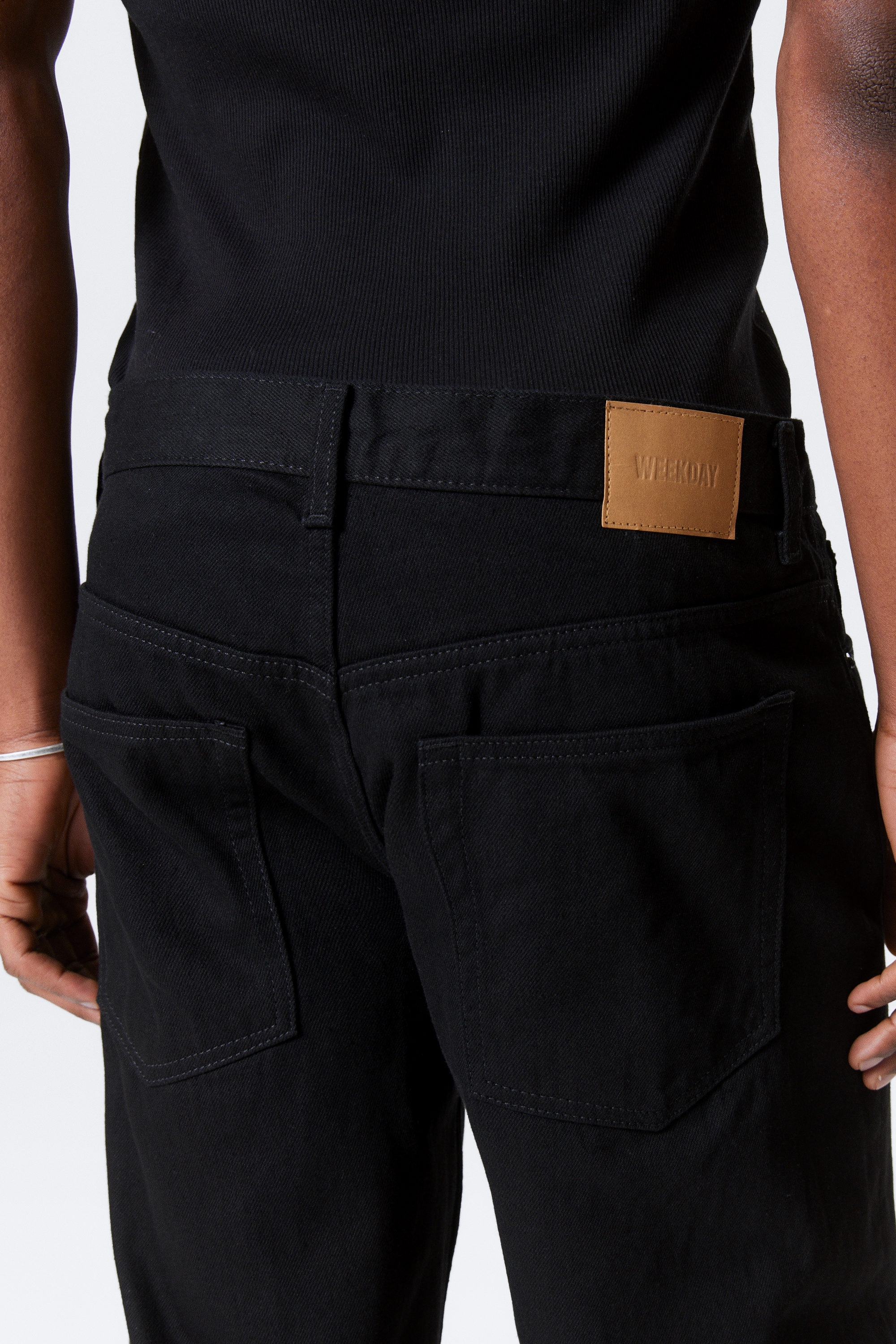 Black Rinse - Black - Sphere Low Rise Loose Straight Leg Jeans - 9
