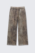 Khaki Green - Textured Forest - Loose Fit Printed Sweatpants - 0
