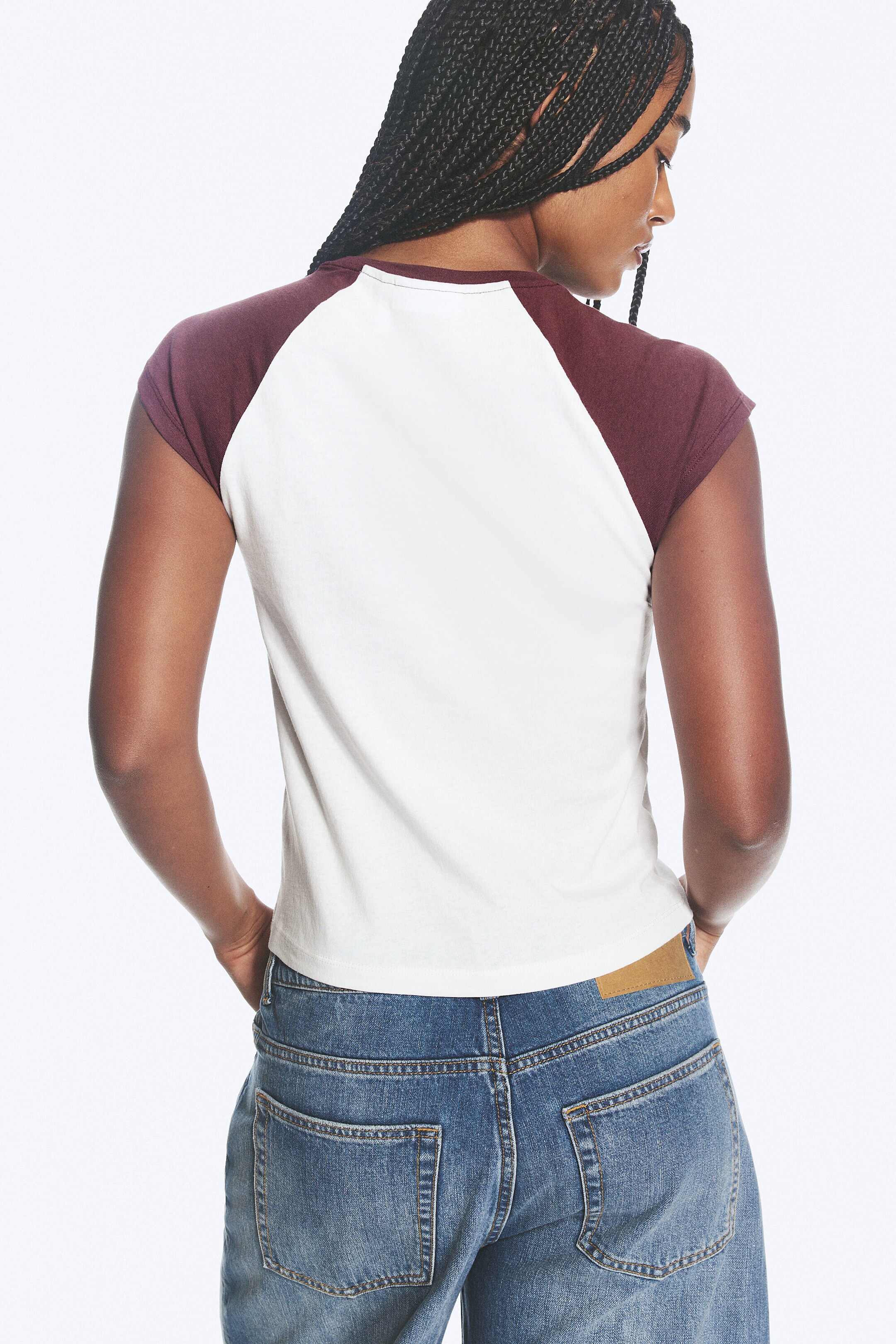 White/Burgundy - Short-Sleeved Raglan T-shirt - 3