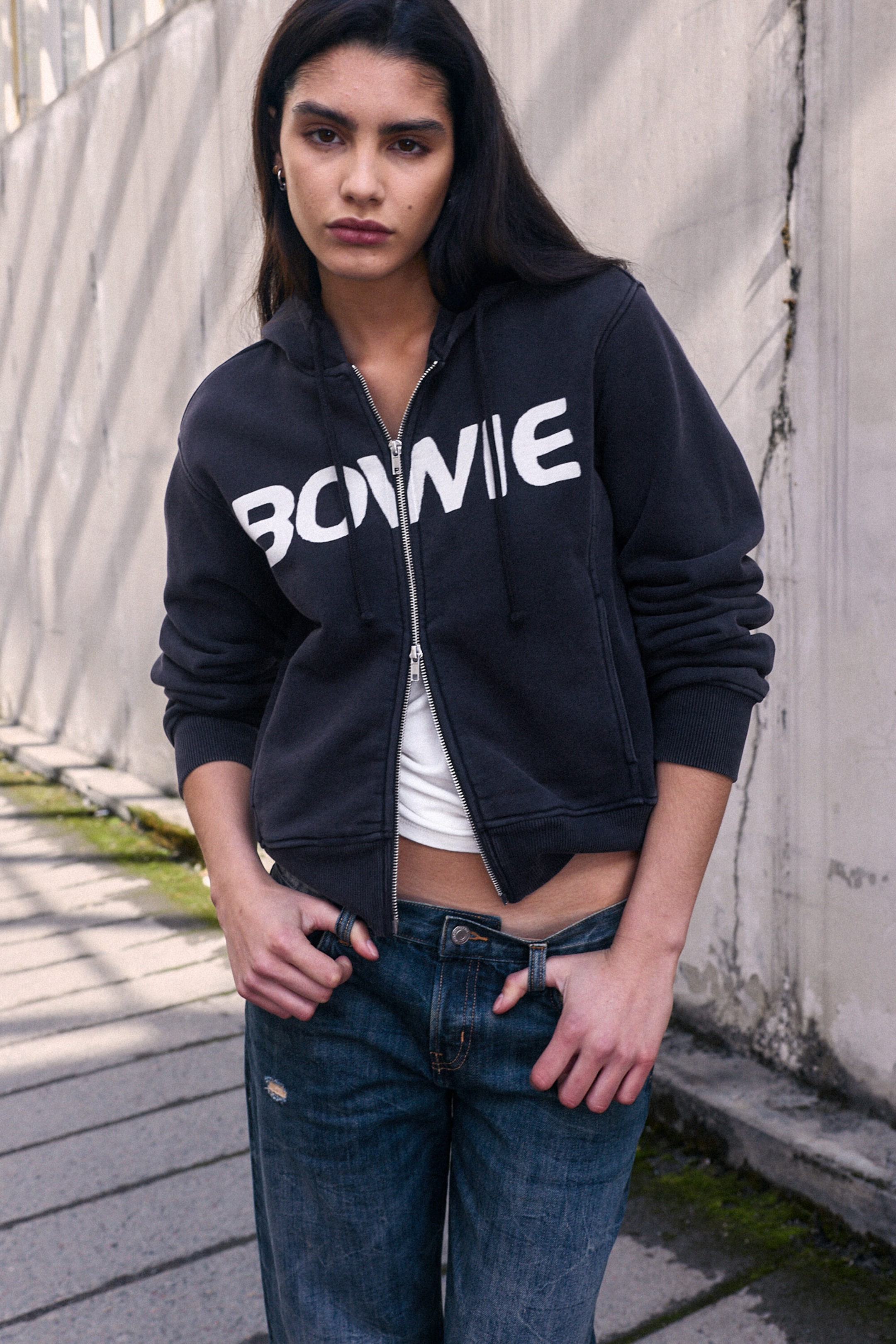 Black - Bowie Shrunken Zip Hoodie - 2