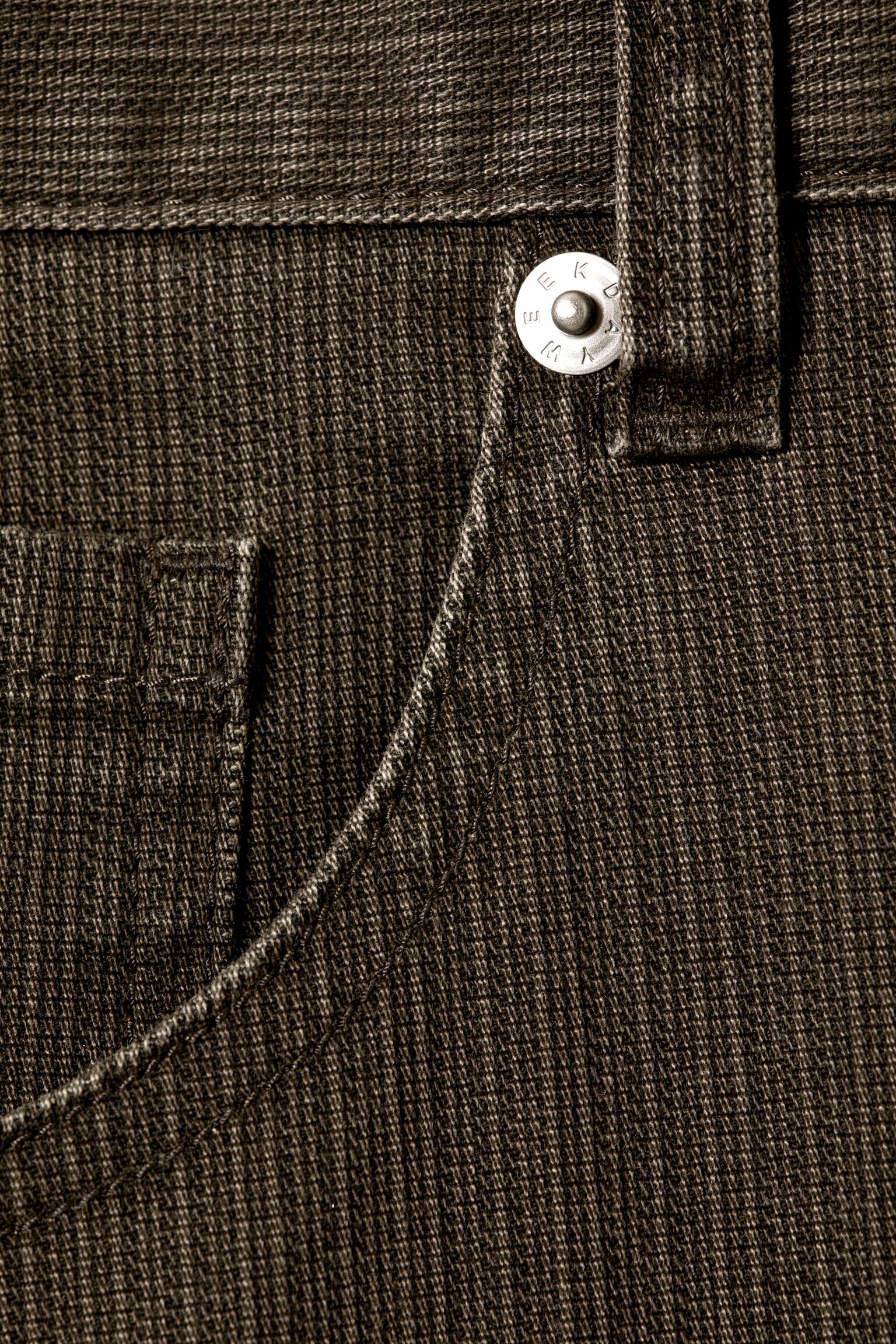 Astro voľné štruktúrované nohavice s voľným strihom a stredným pásom - Tmavohnedá - 5