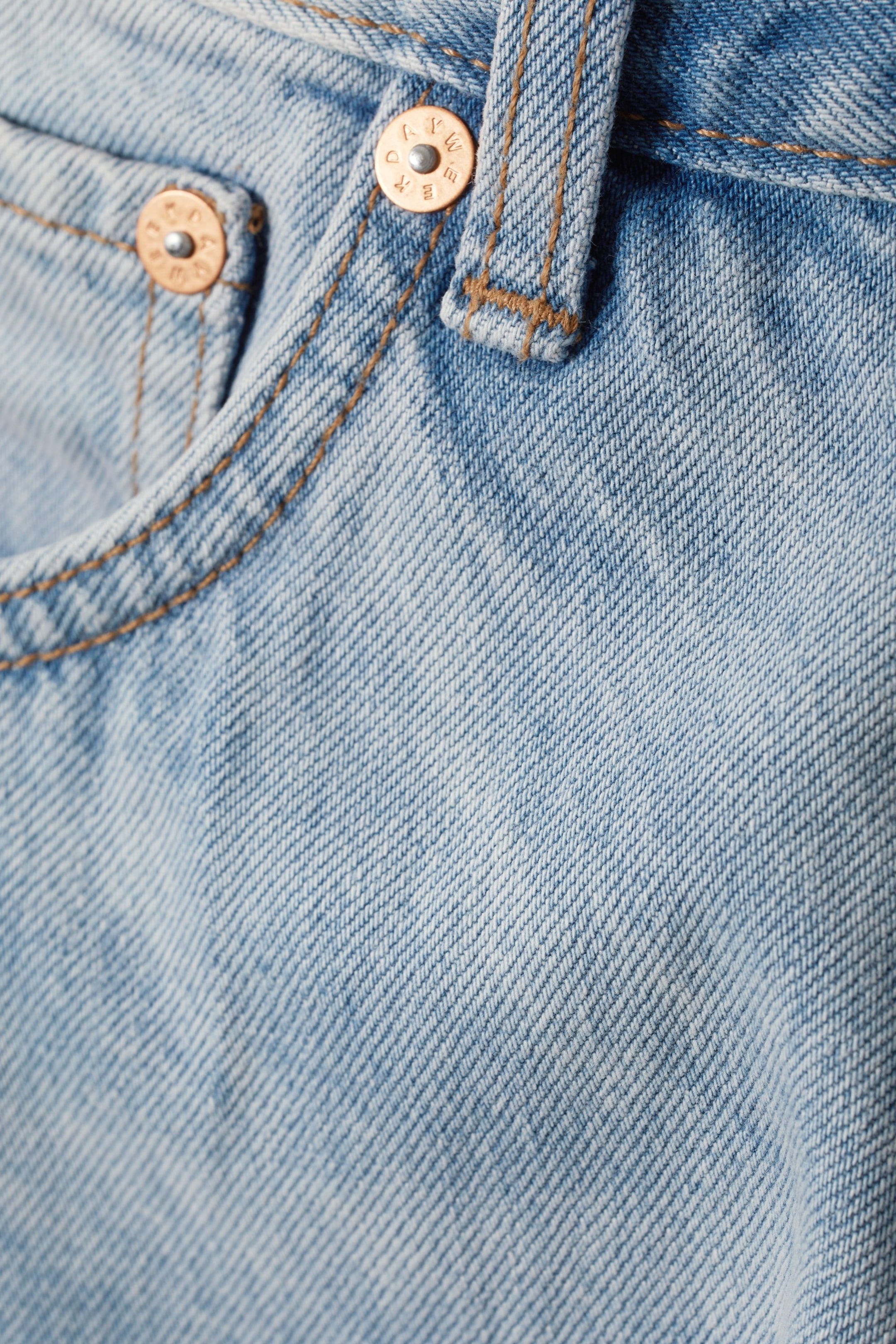Sleepy blue - Space Mid Rise Relaxed Straight Jeans - 1