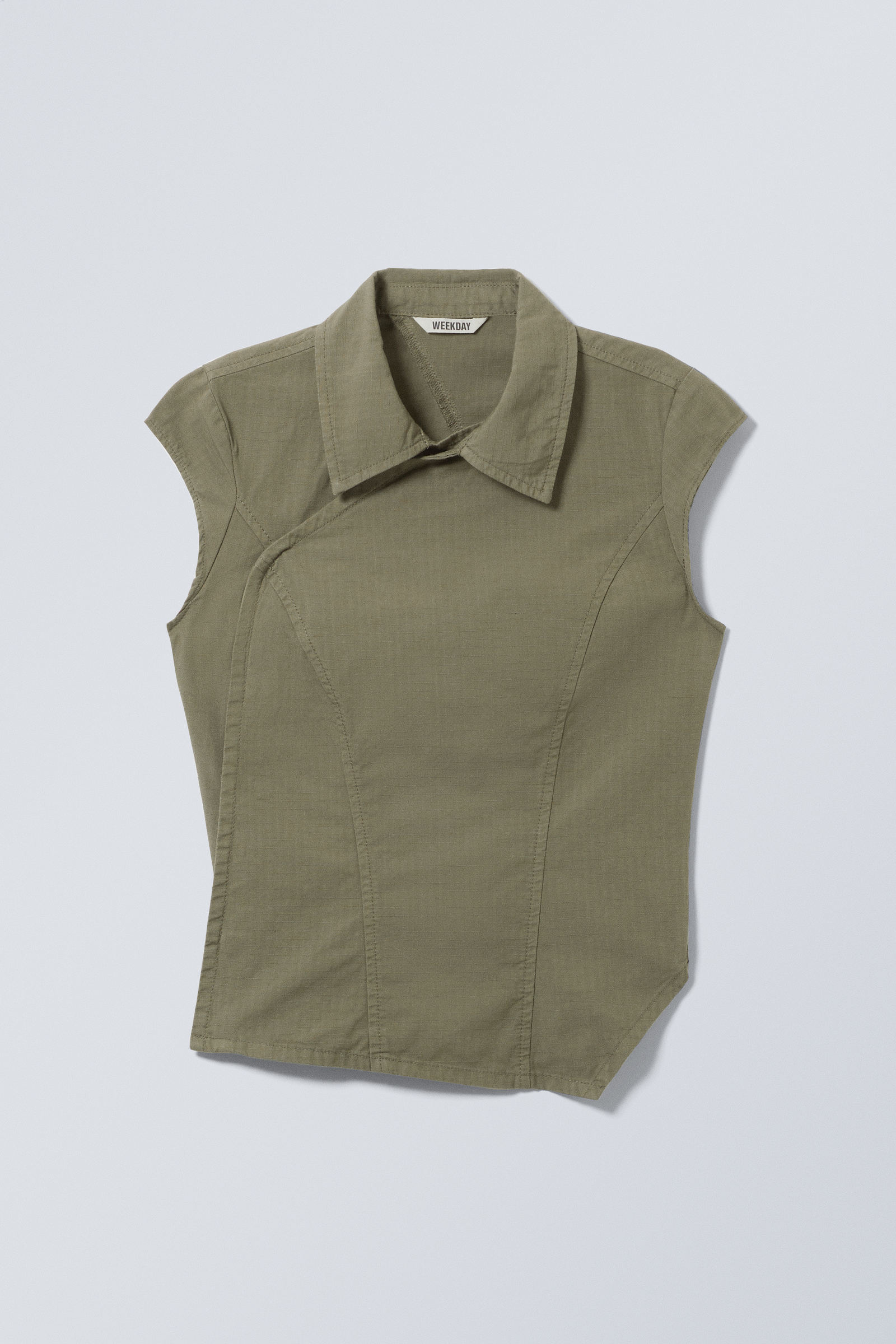 DÅWN No.4 CUP IN SHORT SLEEVES カーキ　トップス DÅWN No.4 CUP IN SHORT SLEEVES カーキ トップス