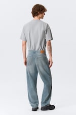 Gloria Blue - Medium Blue - Galaxy Mid Rise Loose Straight Leg Unisex Jeans - 4