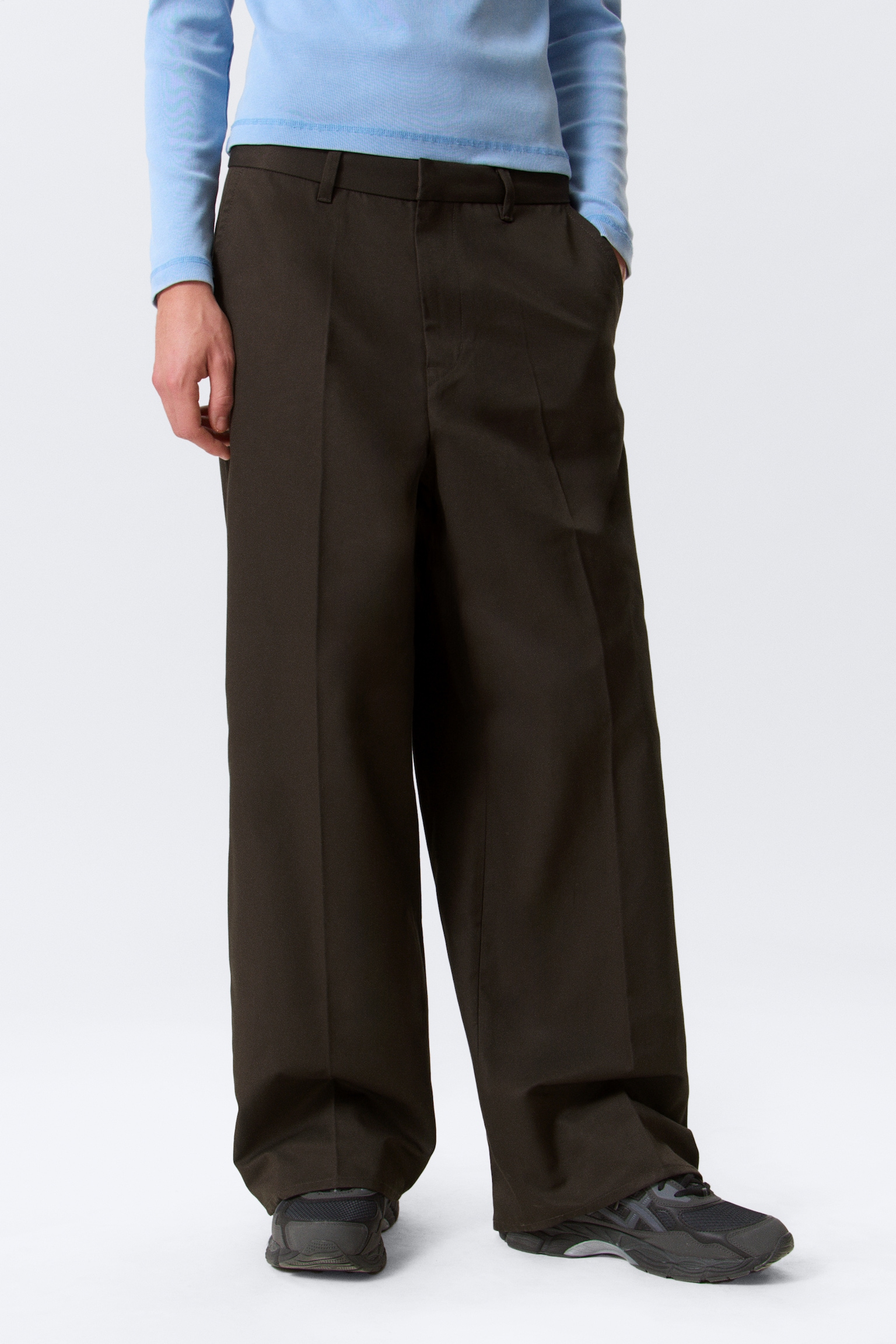 Emil Loose Fit Chino Trousers - Donkerbruin/Zwart - 4