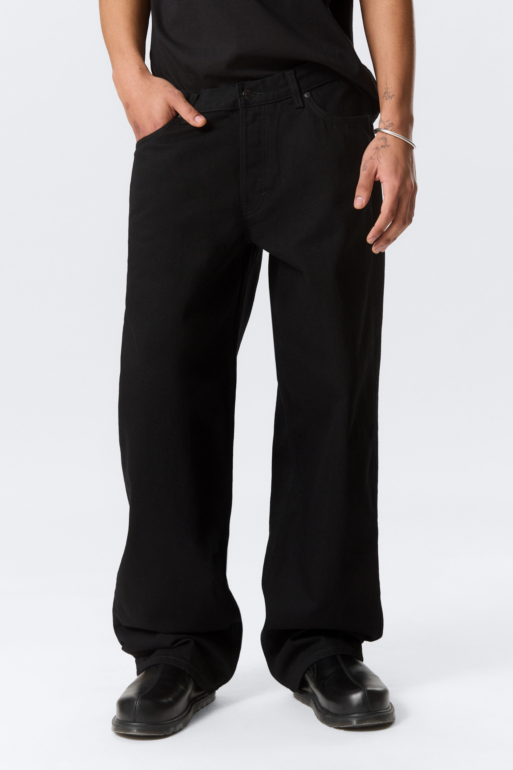 Black Rinse - Black - Sphere Low Rise Loose Straight Leg Jeans - 2