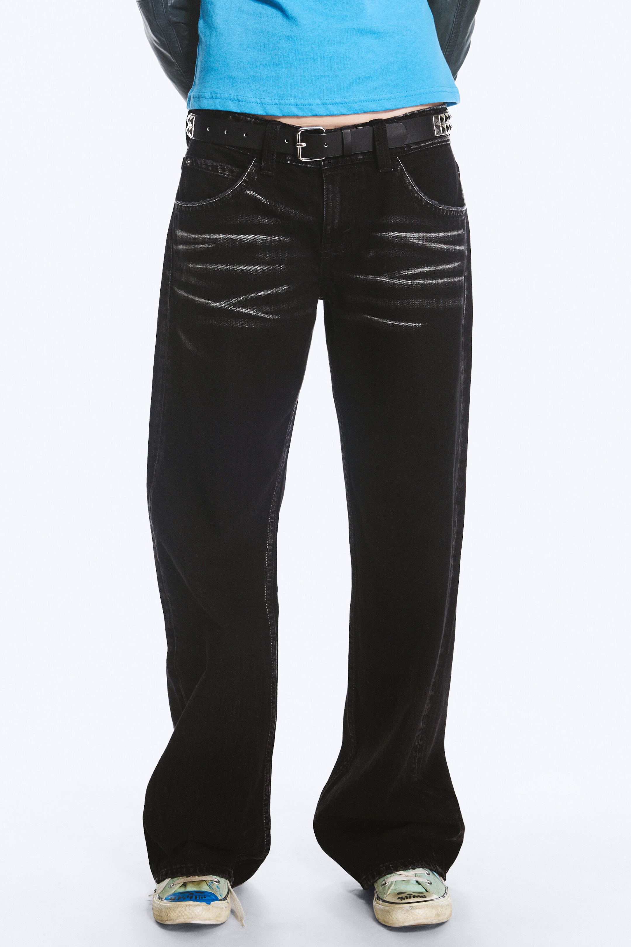 Whiskers Black - Black - Messy Low Rise Regular Straight Jeans - 1