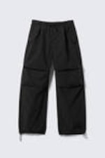 Black - Loose Pleated Parachute Trousers - 3