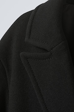 Schwarz - Mantel aus Wollmischung mit Gürtel Delia - 1