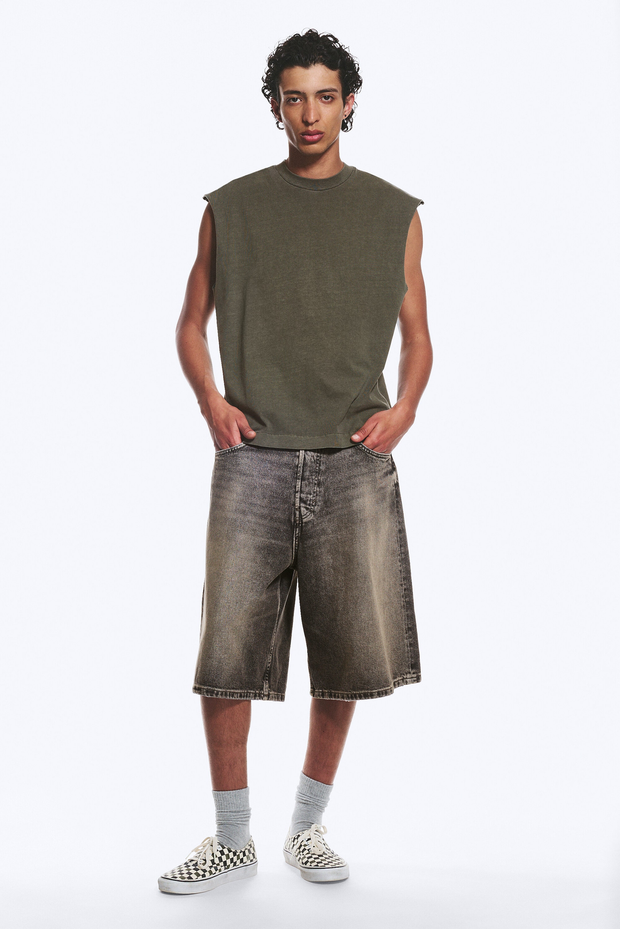 Gewaschenes dunkles Khakigrün - Lockeres, quadratisches Baumwoll-Tanktop - 2