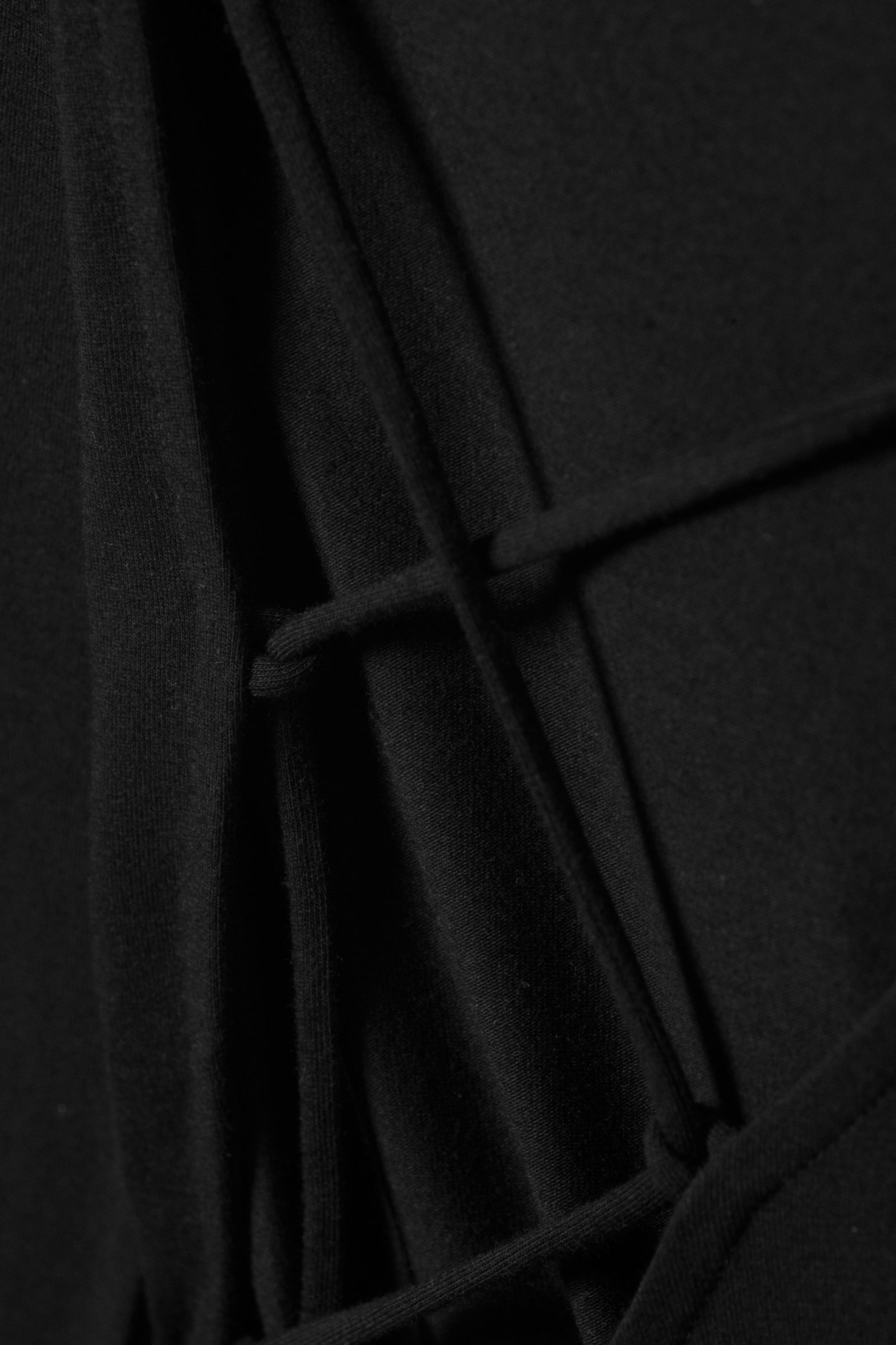 Schwarz - Asymmetrisches Langarmtop mit gekreuztem Rücken - 5