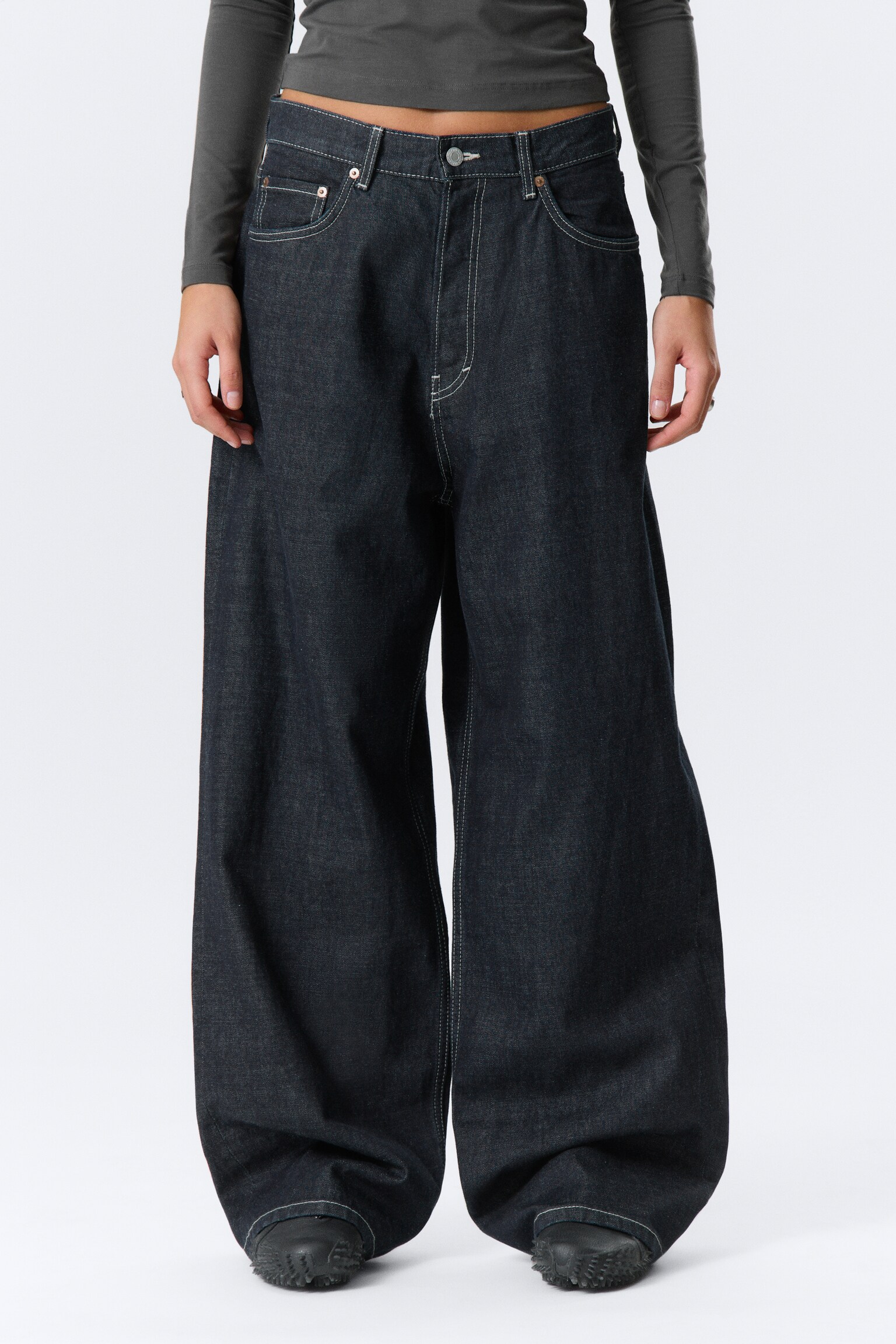 Astro Loose Baggy Leg Jeans - Blue Rinse - Dark Blue/Tuned Black - Black/Board Blue - Medium Blue/Blue One - Medium Blue/Blue Stream - Medium Blue/Dusky Black - Black/Mine Grey/Black Rinse - Black/Snow Blue - Light Blue/Mine Blue - Medium Blue - 9