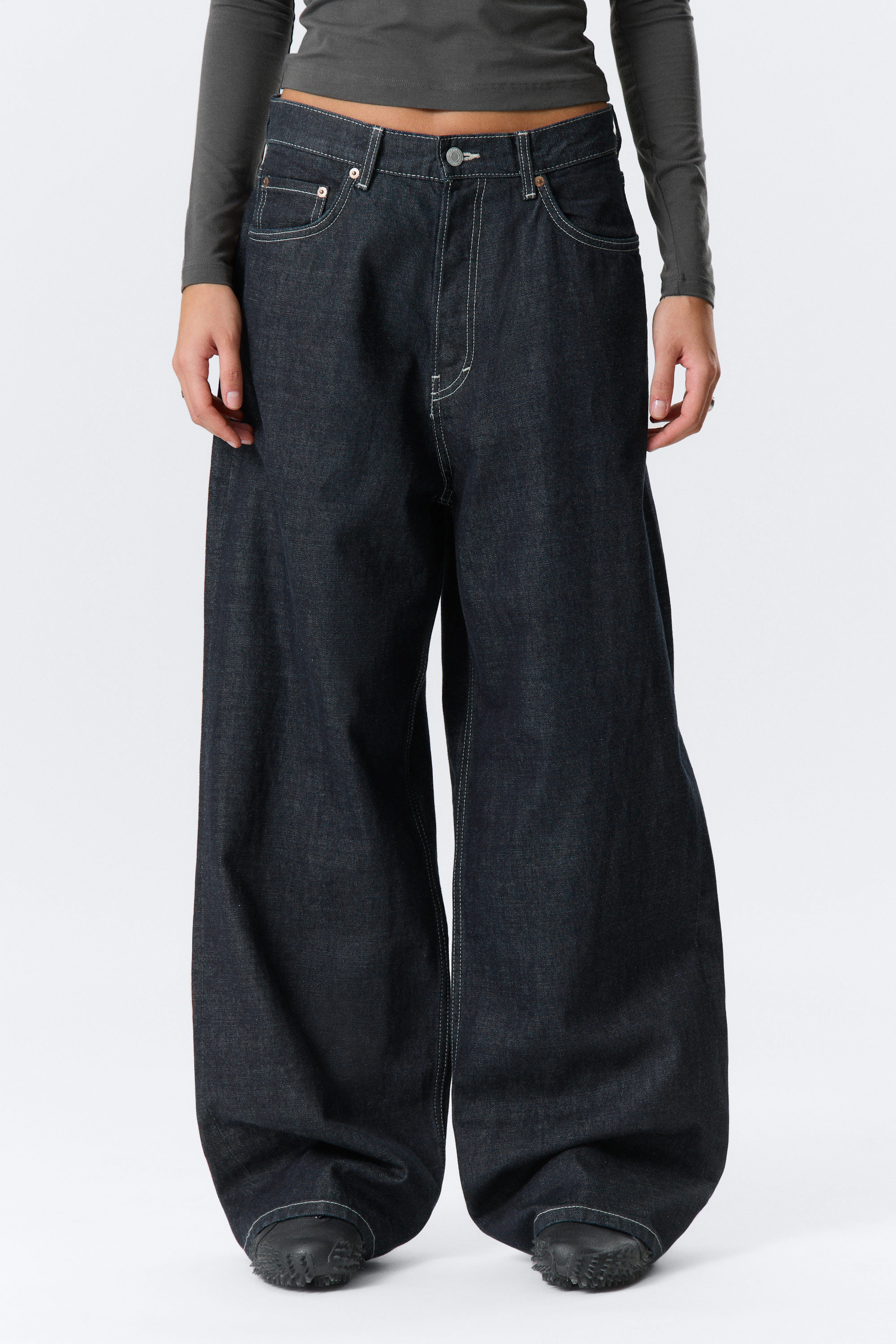 Blue Rinse - Dark Blue - Astro Loose Baggy Leg Jeans - 2